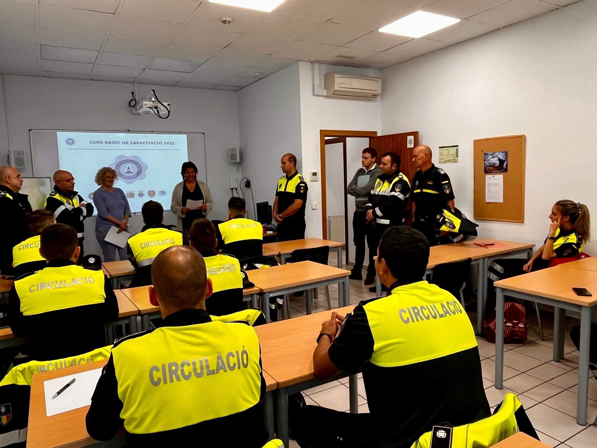 Inauguració del curs de formació d'agents de circulació comunals.