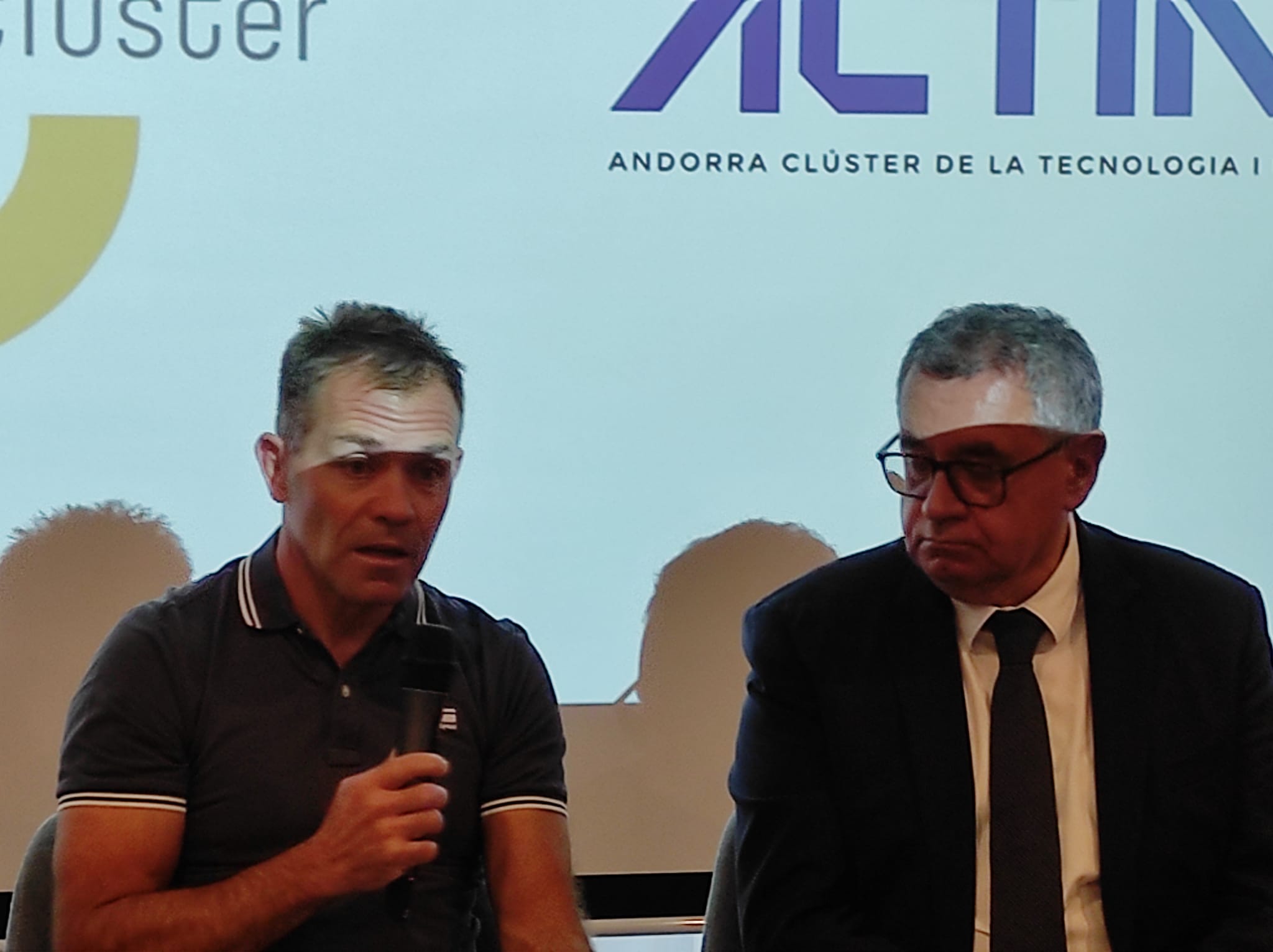 Josep Marticella durant l'acte dels clústers.