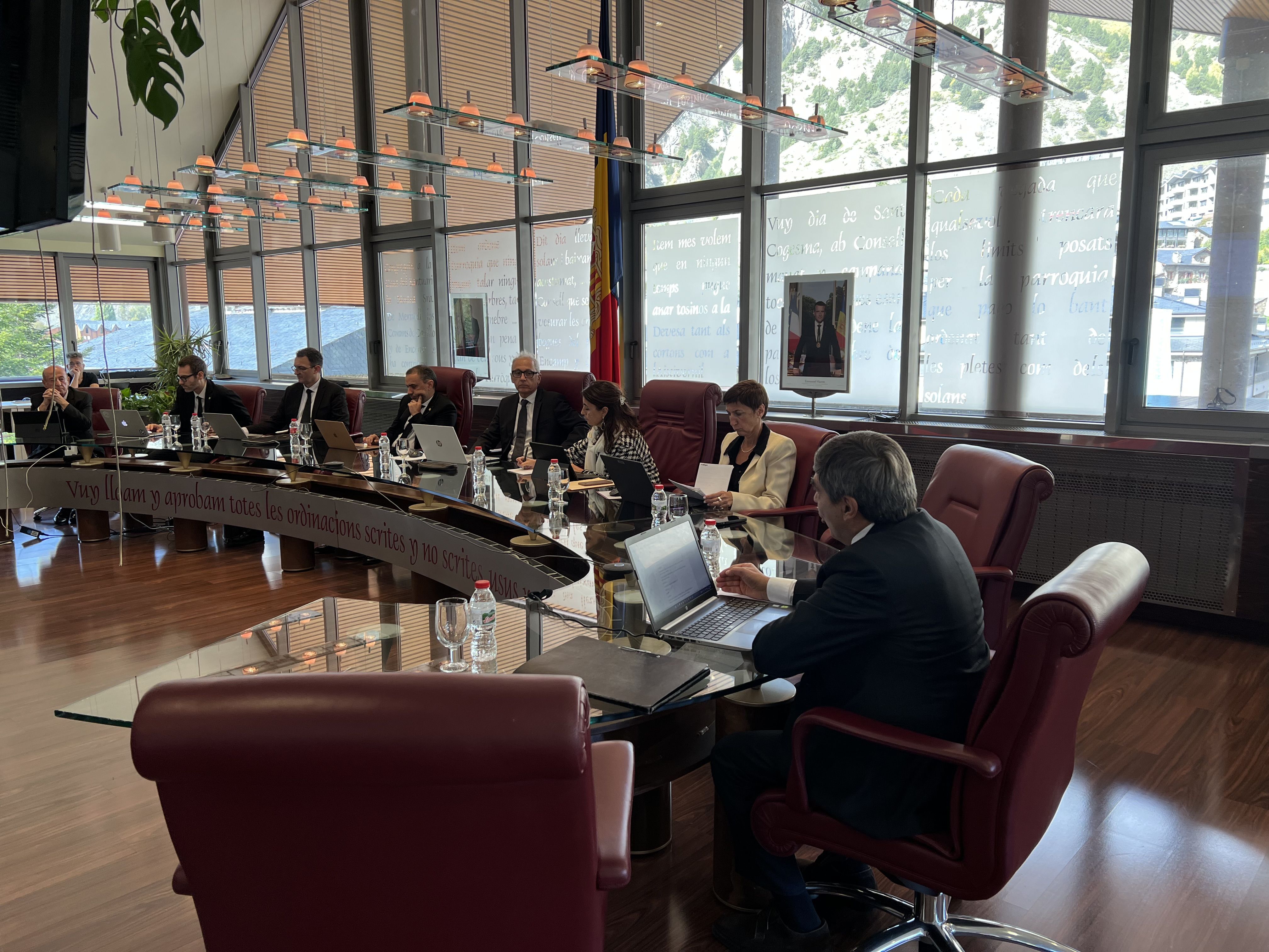 Un instant de la sessió de consell de comú de Canillo d'aquest divendres.