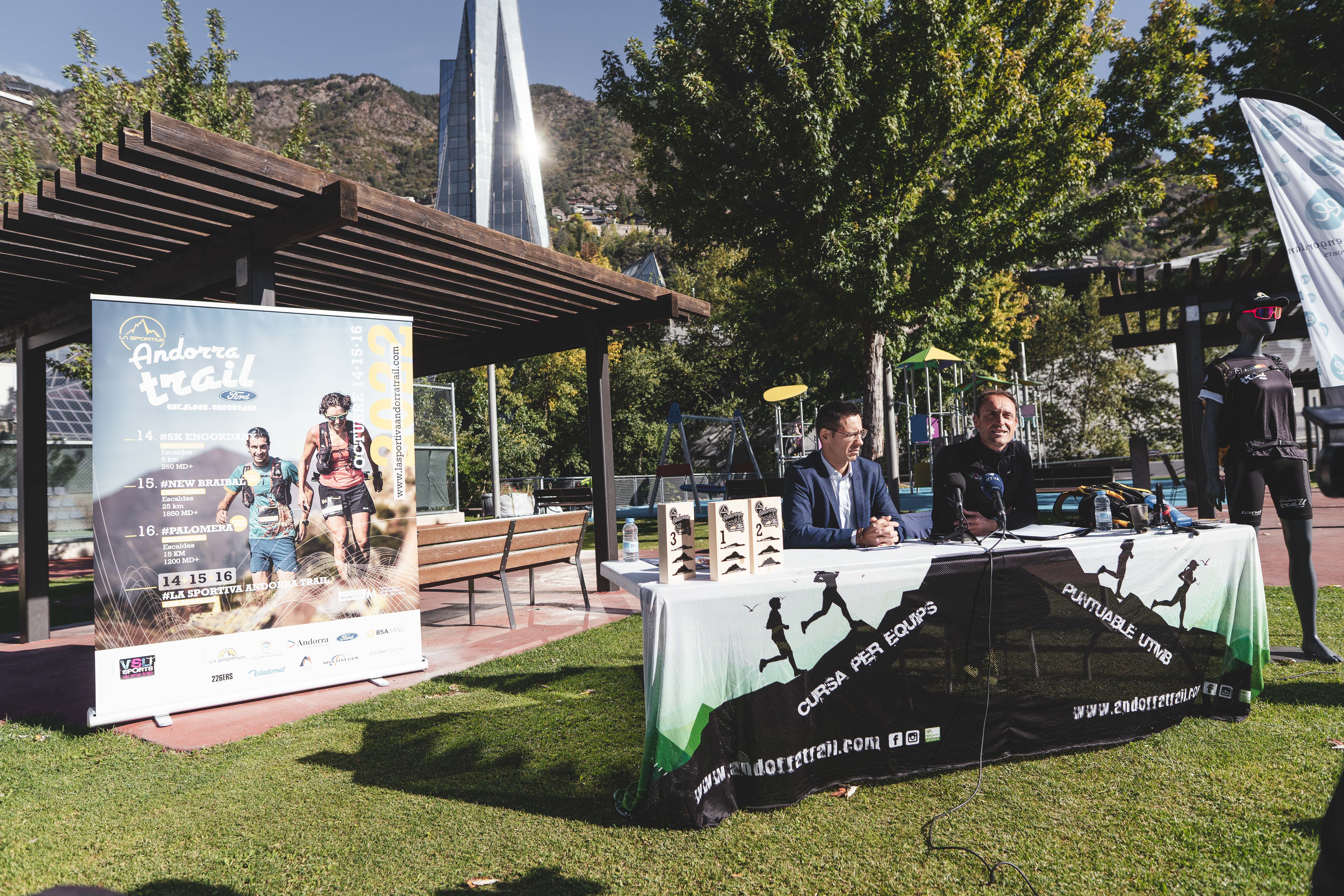 Un instant de l'acte de presentació de la prova.