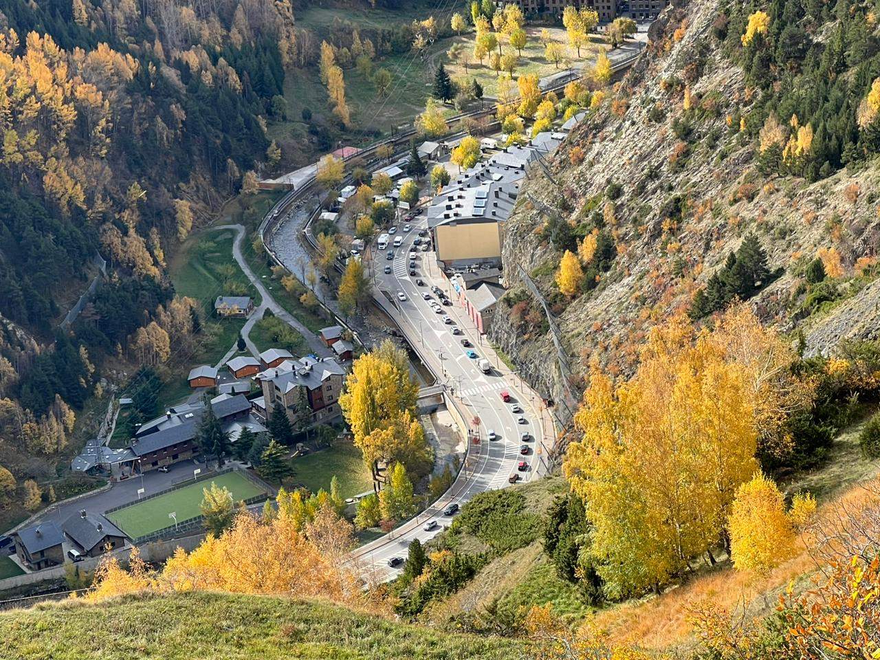 Les cues estan sent importants per travessar la parròquia de Canillo.