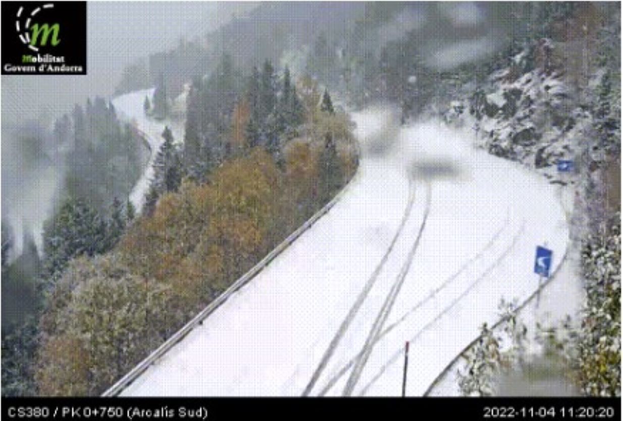La carretera a Arcalís aquest divendres al matí.