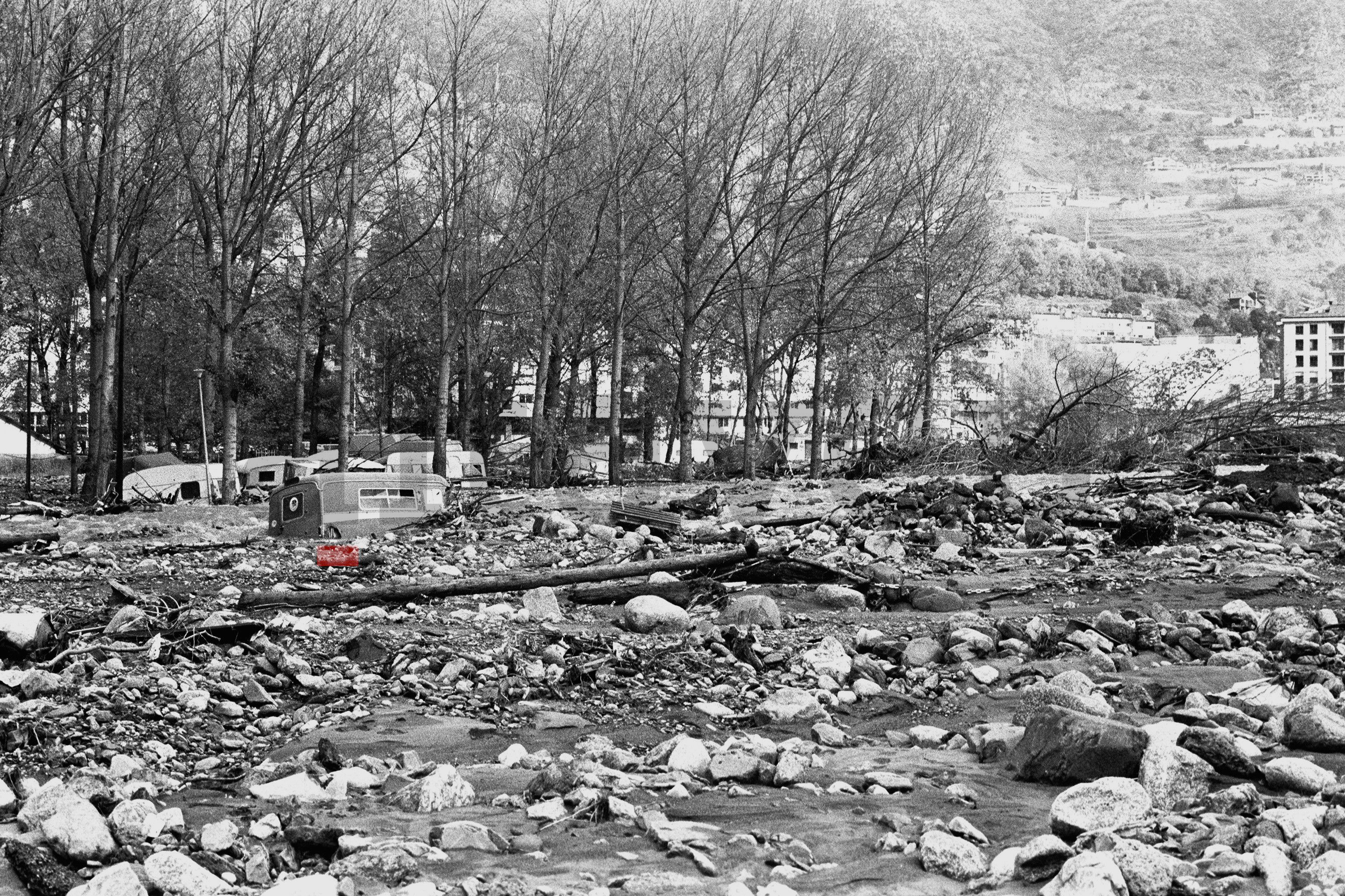 Estat del càmping que hi havia on ara hi ha el Parc Central. Estat del càmping que hi havia on ara hi ha el Parc Central.