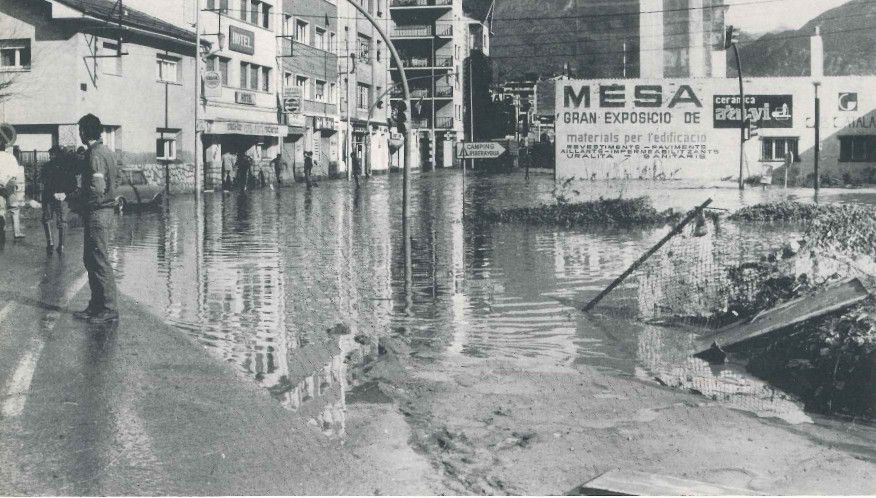 Inundació a Santa Coloma. Inundació a Santa Coloma.