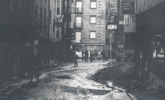 Vista d'Escaldes, en un punt afectat per l'aiguat. Vista d'Escaldes, en un punt afectat per l'aiguat.