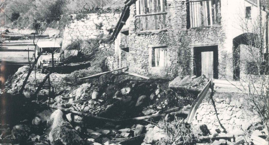 Una vista de l'estat de la carretera d'Arinsal. Una vista de l'estat de la carretera d'Arinsal.
