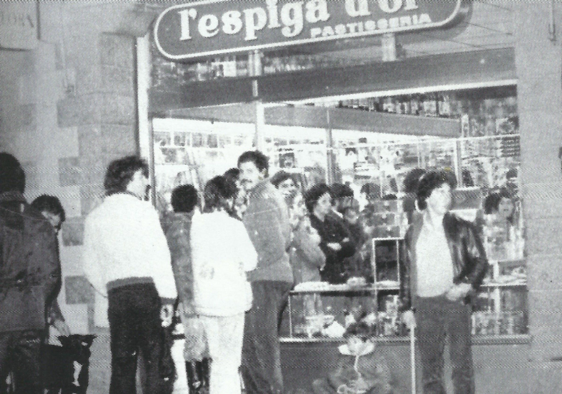 Preocupació per aconseguir pa. Preocupació per aconseguir pa.