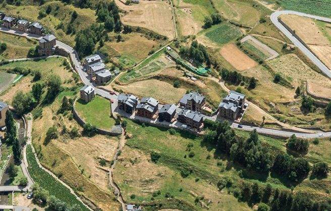 Canillo tanca un conveni que permetrà eixamplar a la carretera de Prats