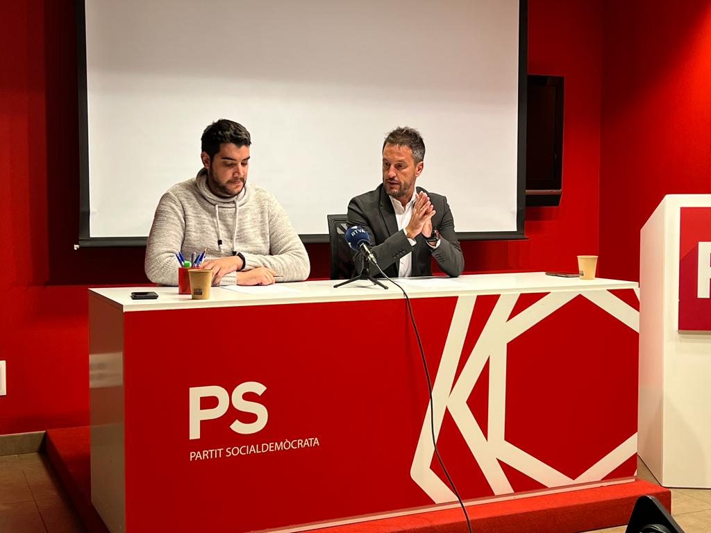 Pere Baró i Pere López durant la compareixença