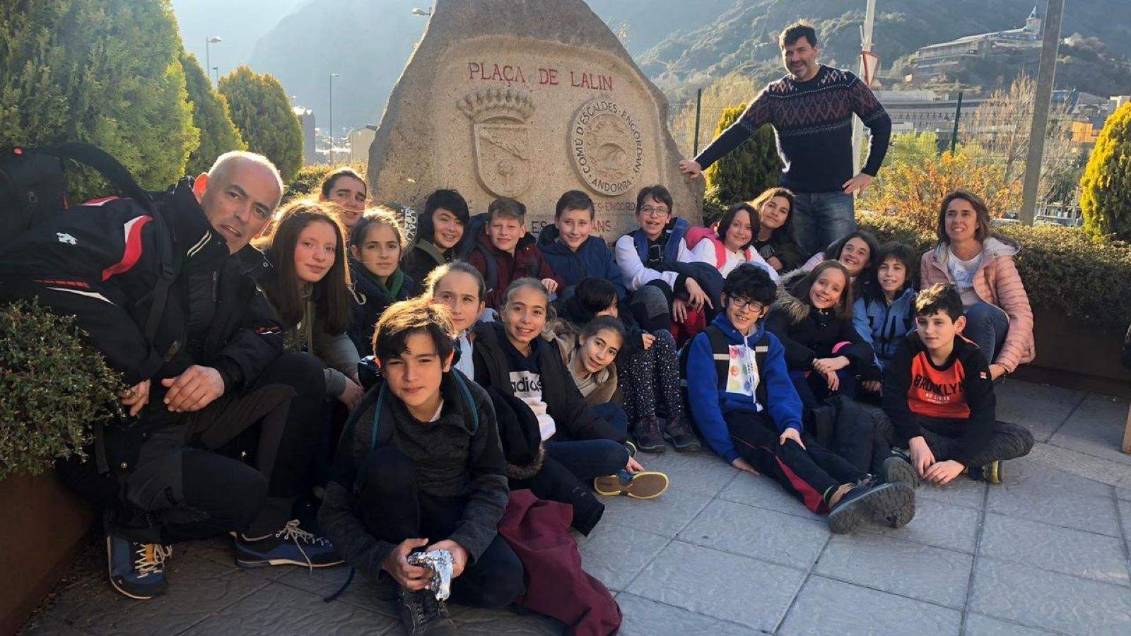 Adolescents de Lalín en un viatge anterior a Escaldes.