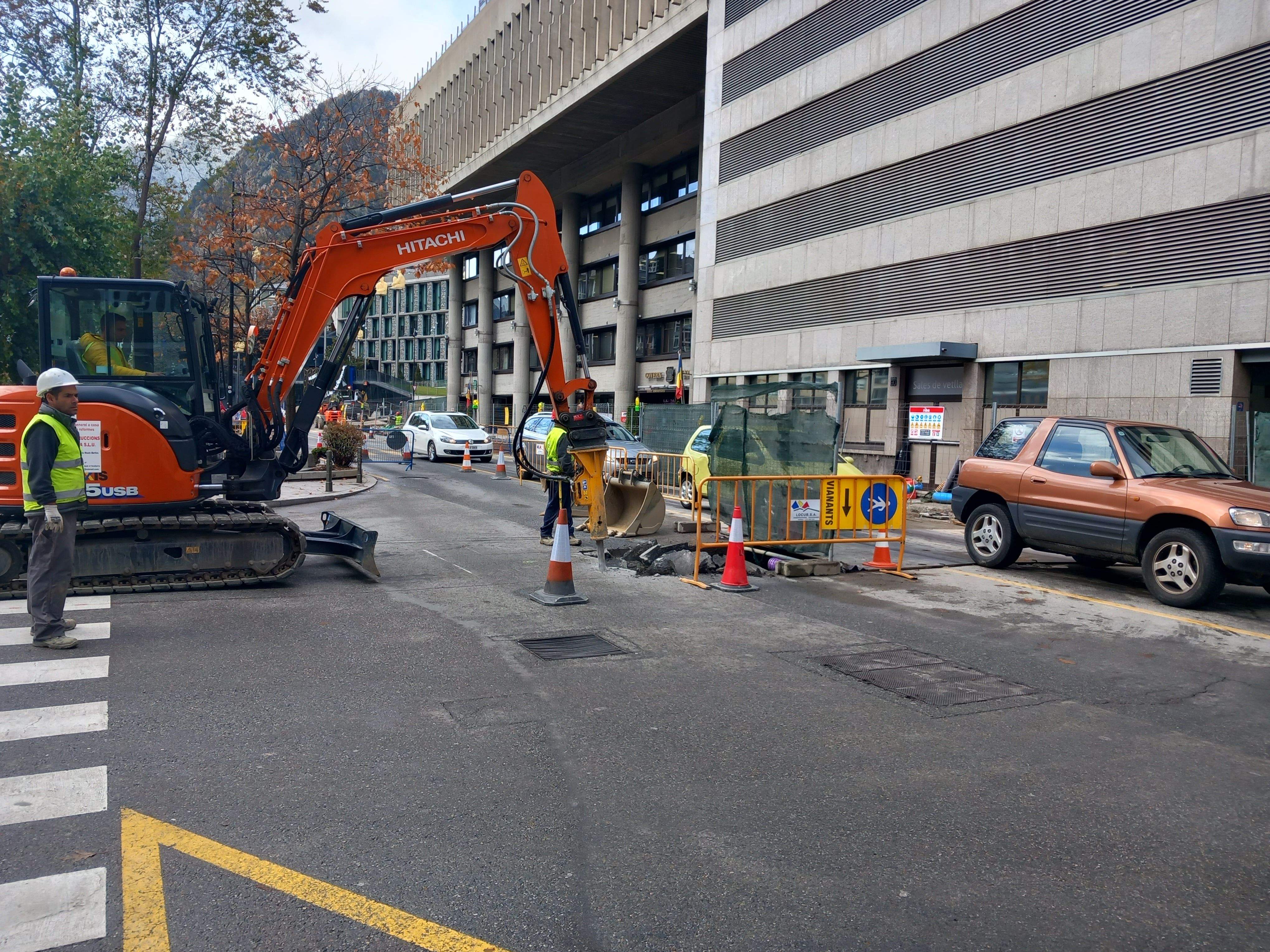 Treballs aquest dimarts a Prat de la Creu.