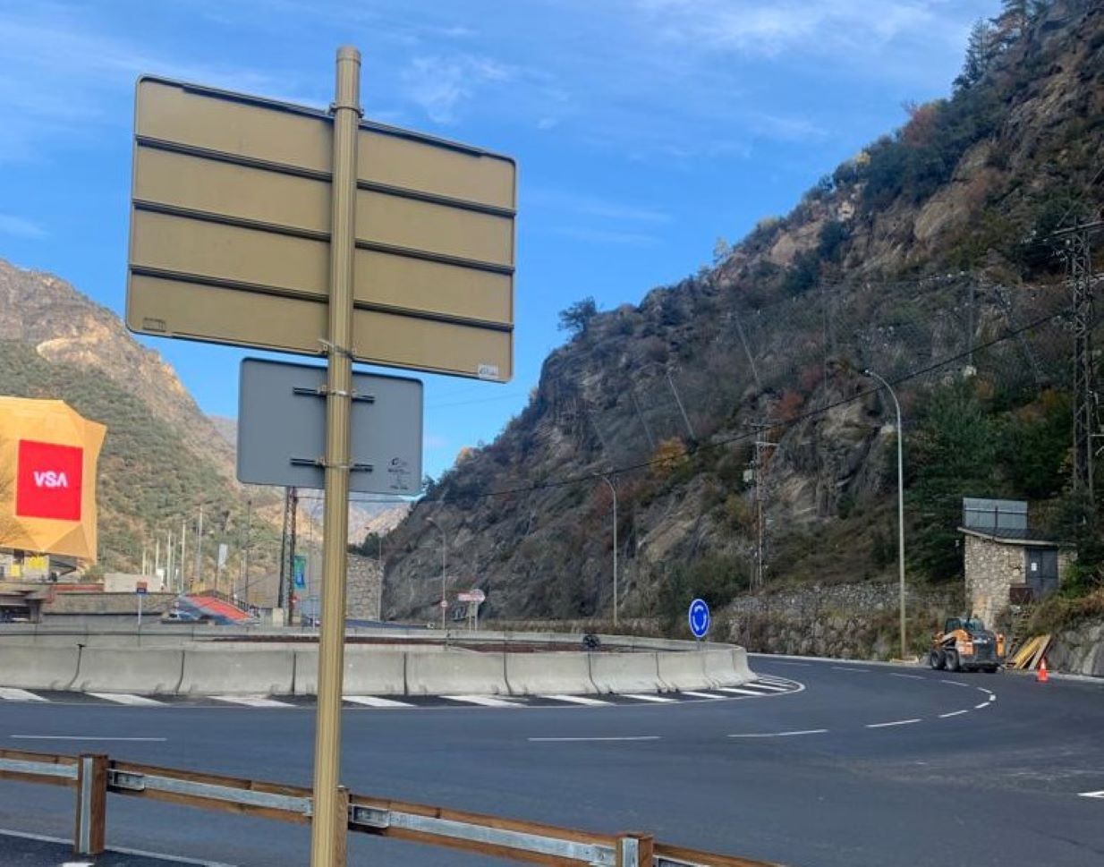 La rotonda de la Juberrussa aquest dimecres. La rotonda de la Juberrussa aquest dimecres.