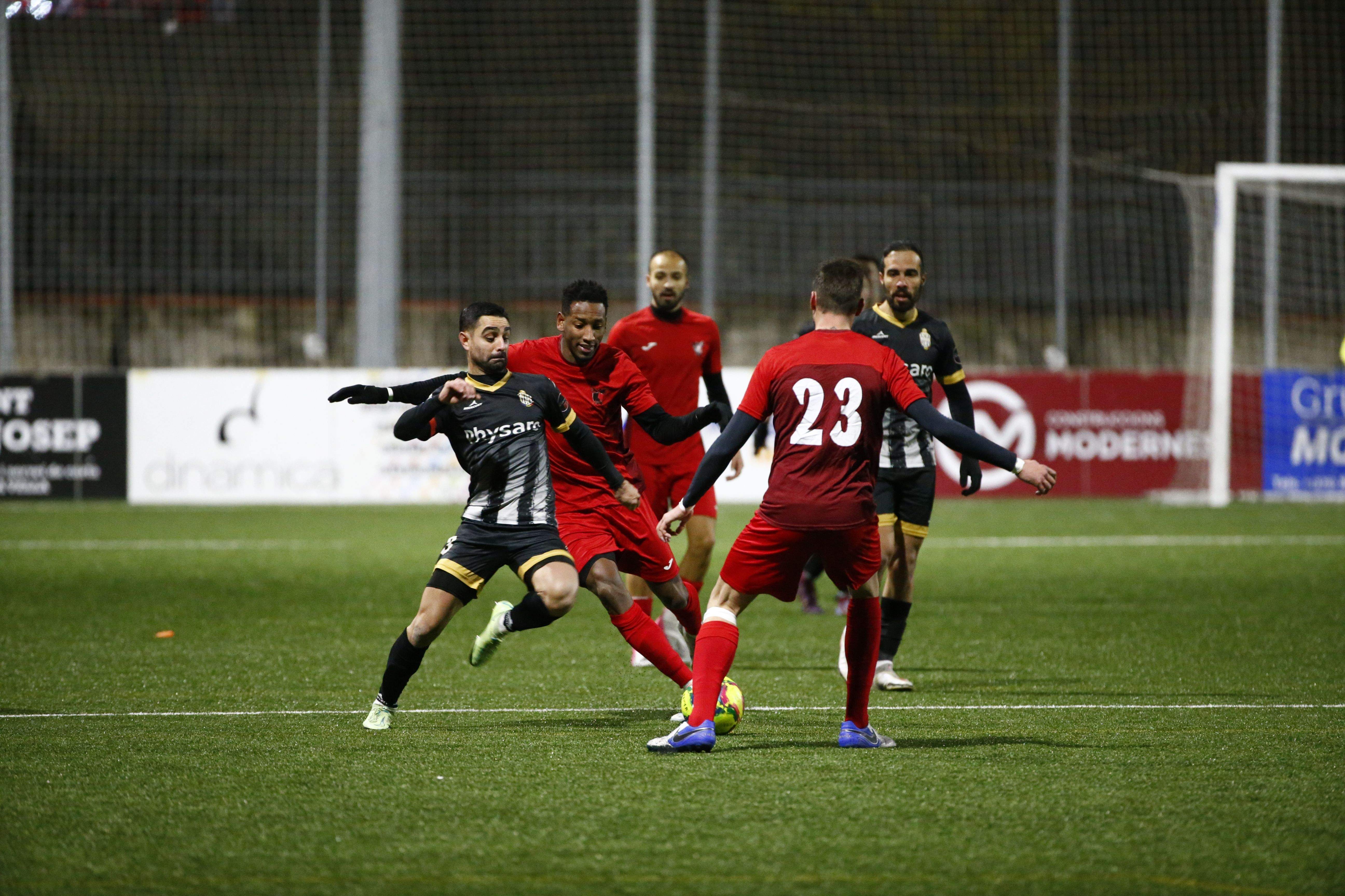 Un moment de l'empat entre Penya Encarnada i UE Engordany. Un moment de l'empat entre Penya Encarnada i UE Engordany.