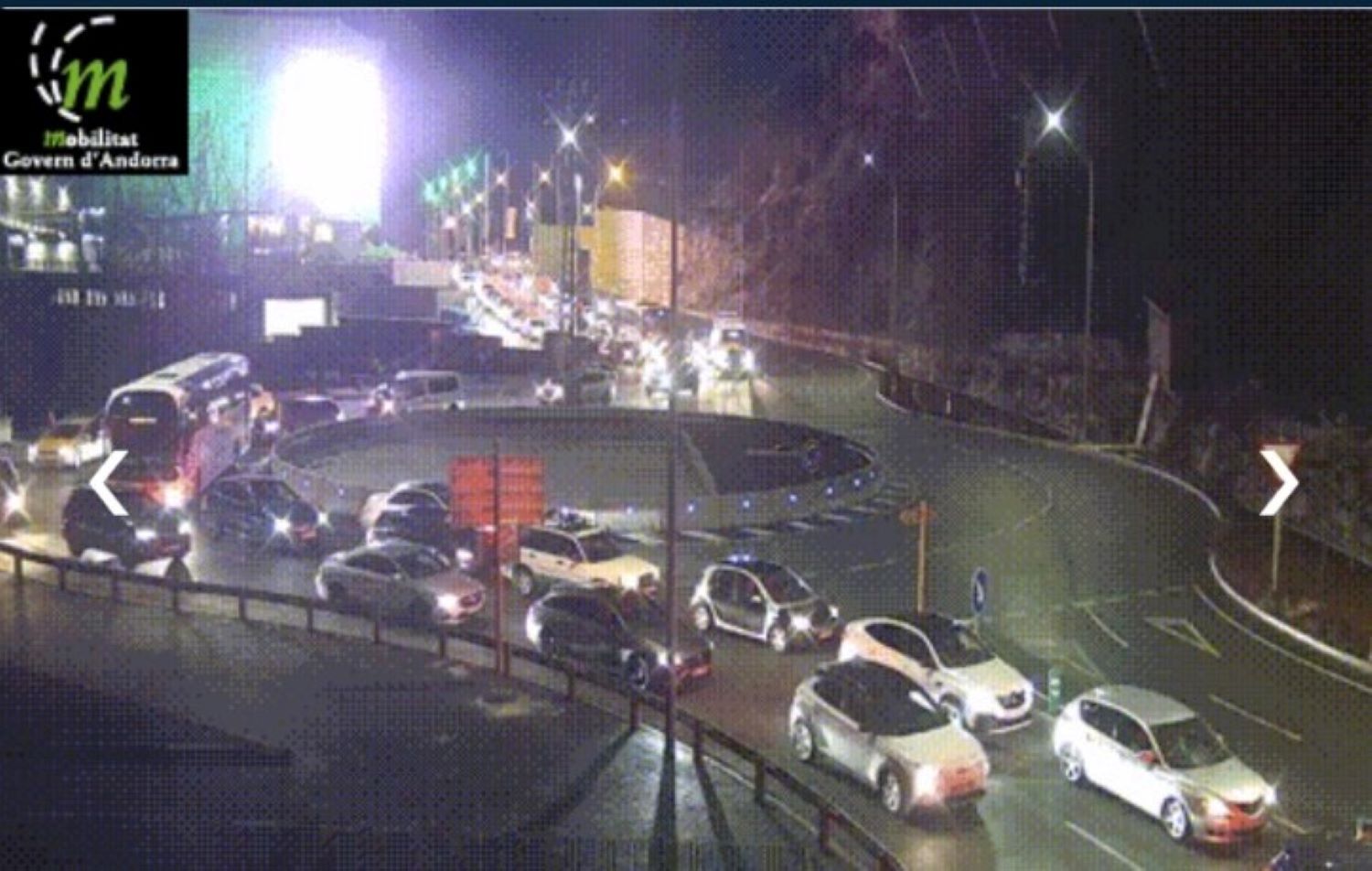 Retencions a la zona de la Portalada.