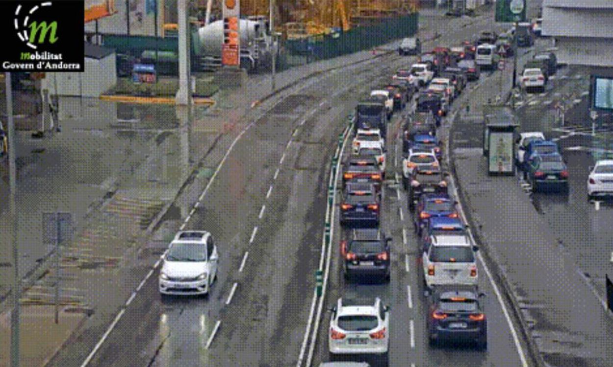 Una de les càmeres de Mobilitat al sud de Sant Julià.