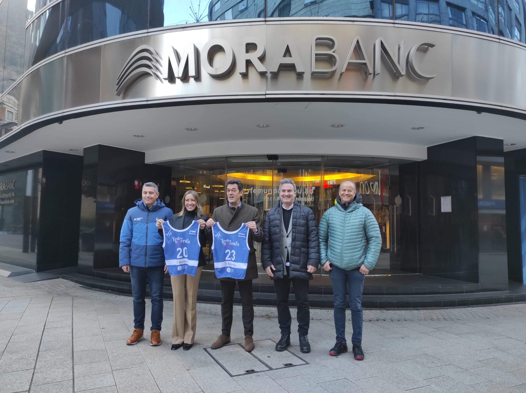 David Ledesma, Mireia Maestre, Josep Àngel Mortés, Justo Ruiz i Patrick Toussaint en la presentació del Trofeu Borrufa.