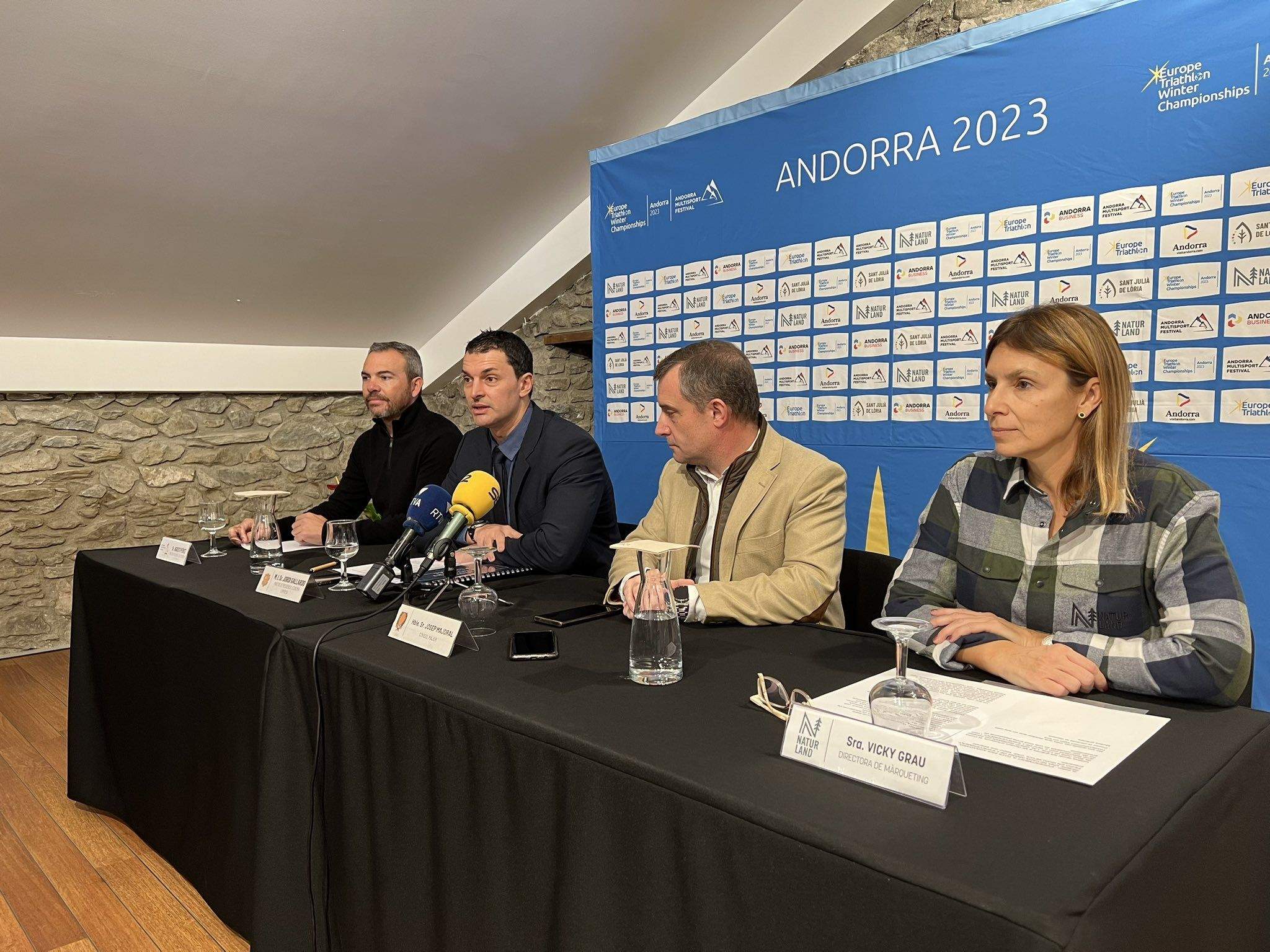 La competició s'ha presentat aquest dimarts a càrrec d'Agustí Perez (organització), el ministre Jordi Gallardo, el cònsol Josep Majoral i Vicky Grau (Naturland).