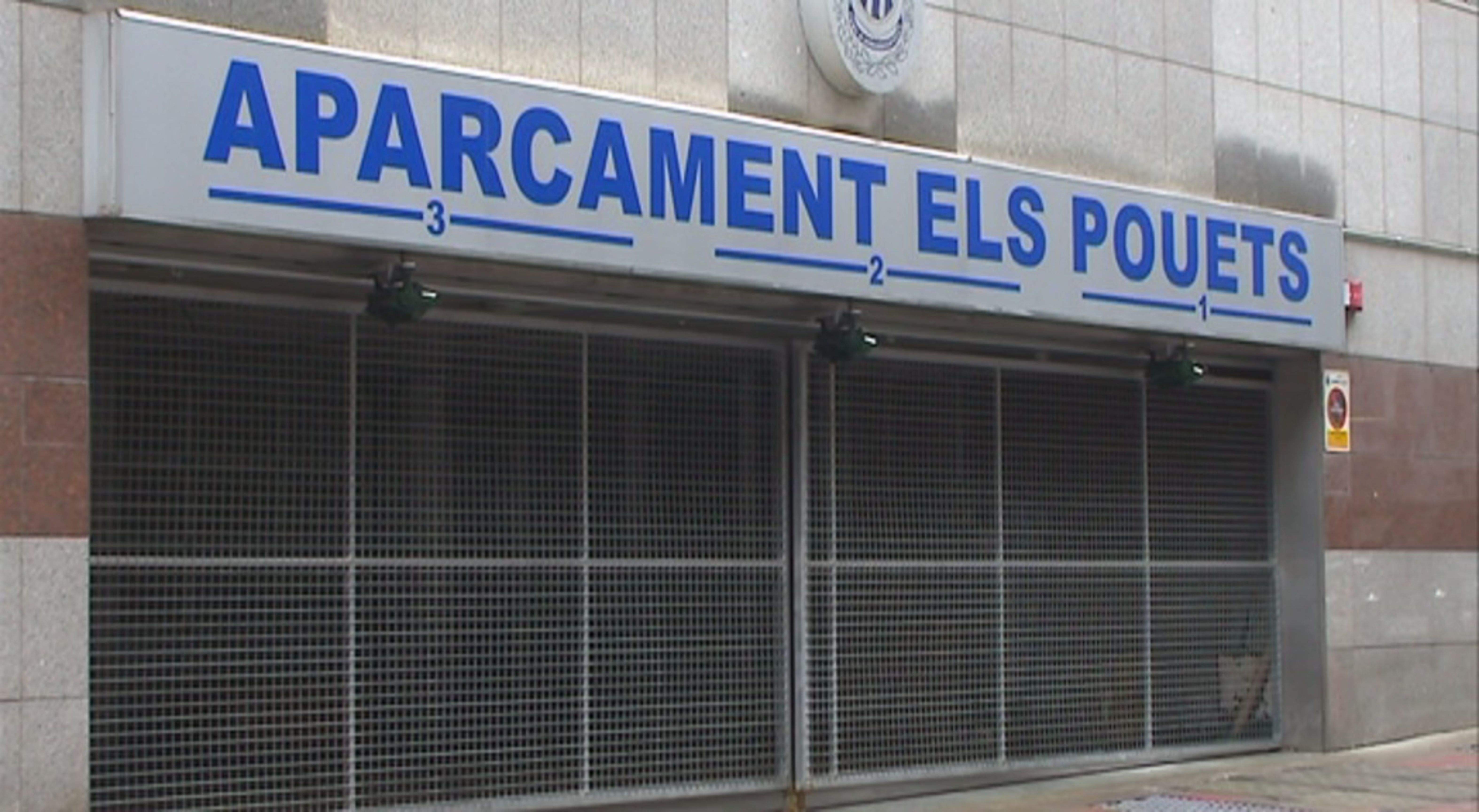 L'aparcament dels Pouets, tancat.