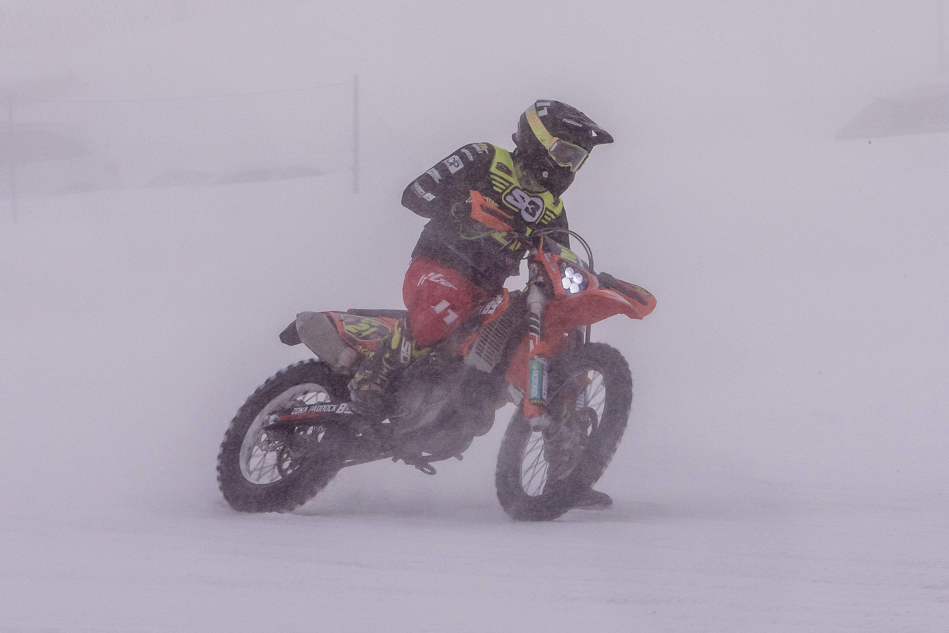 Marc Font, durant la cursa, celebrada en unes dures condicions climàtiques.