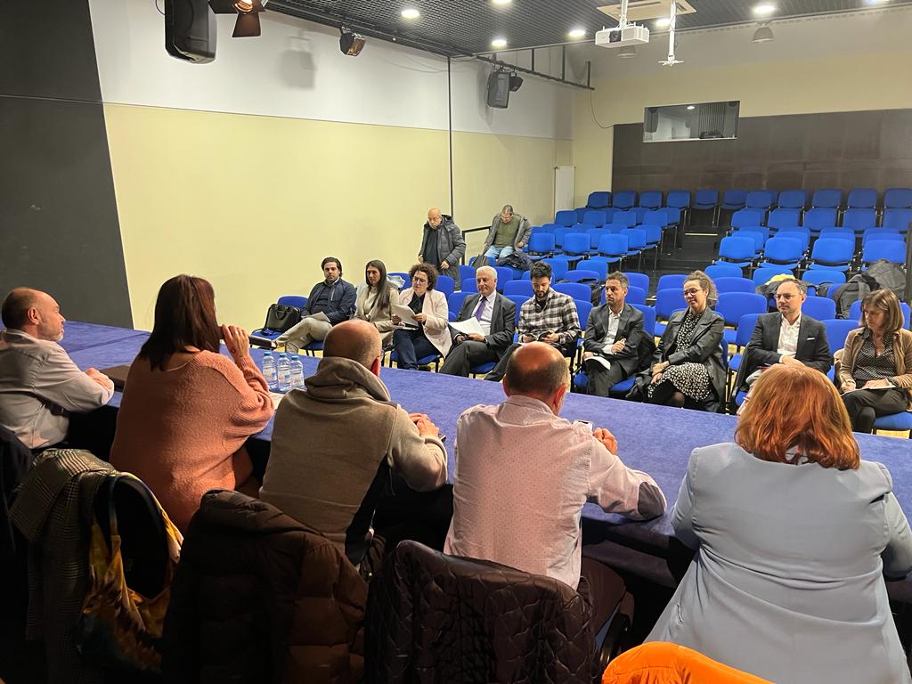 Reunió de la plataforma sindical amb els caps de llista Reunió de la plataforma sindical amb els caps de llista