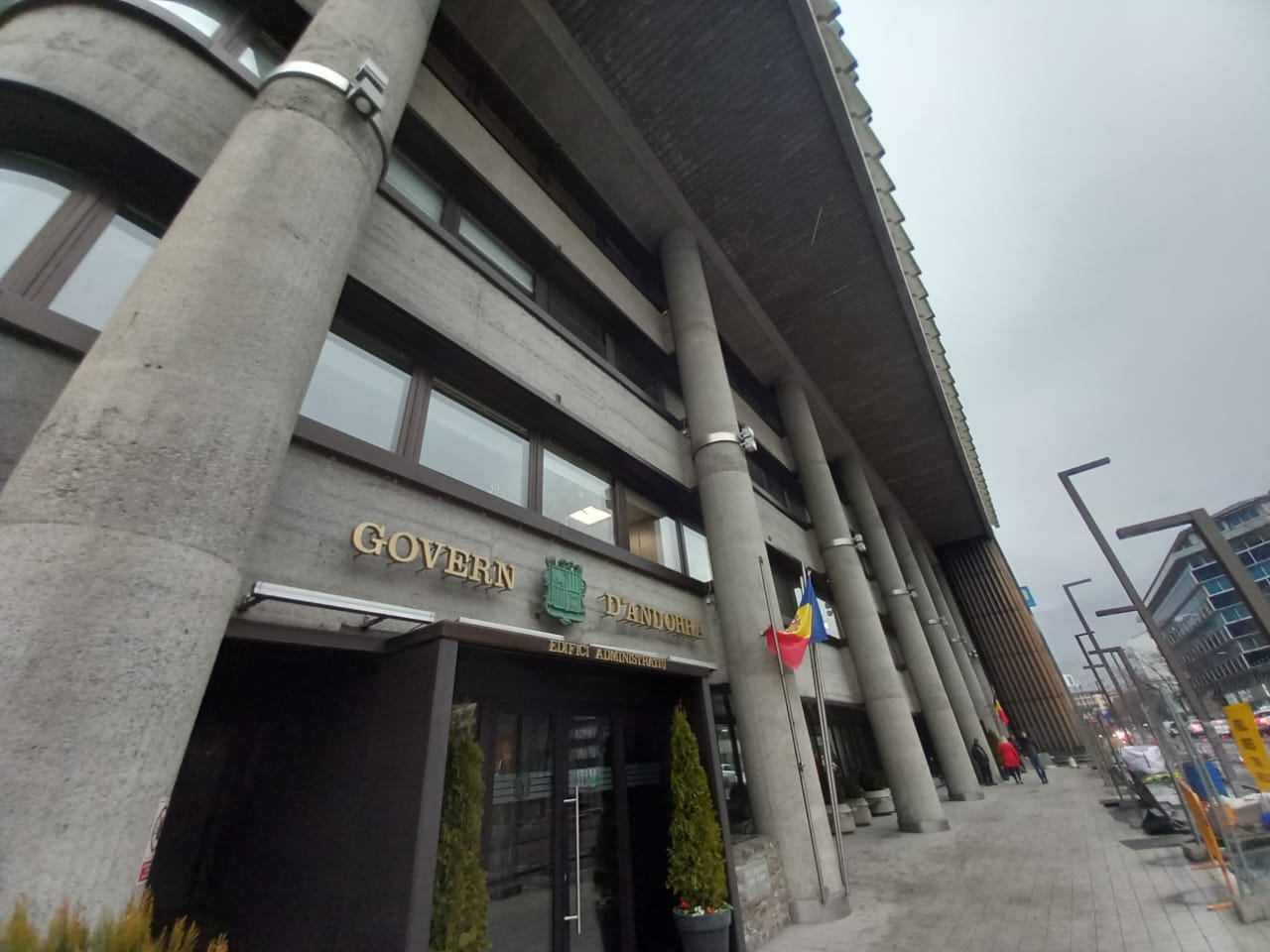 edifici administratiu prat de la creu Govern