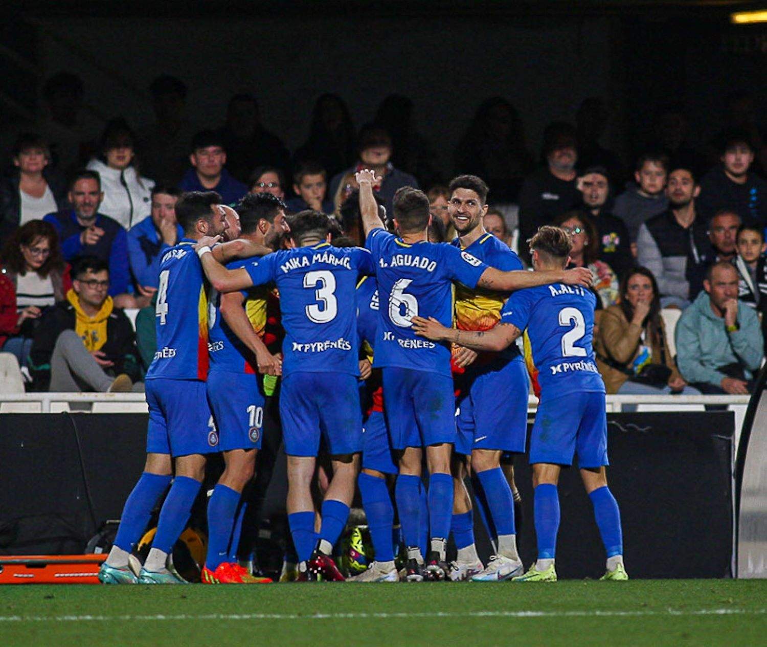 Celebració d'un dels tres gols tricolors a Cartagena.