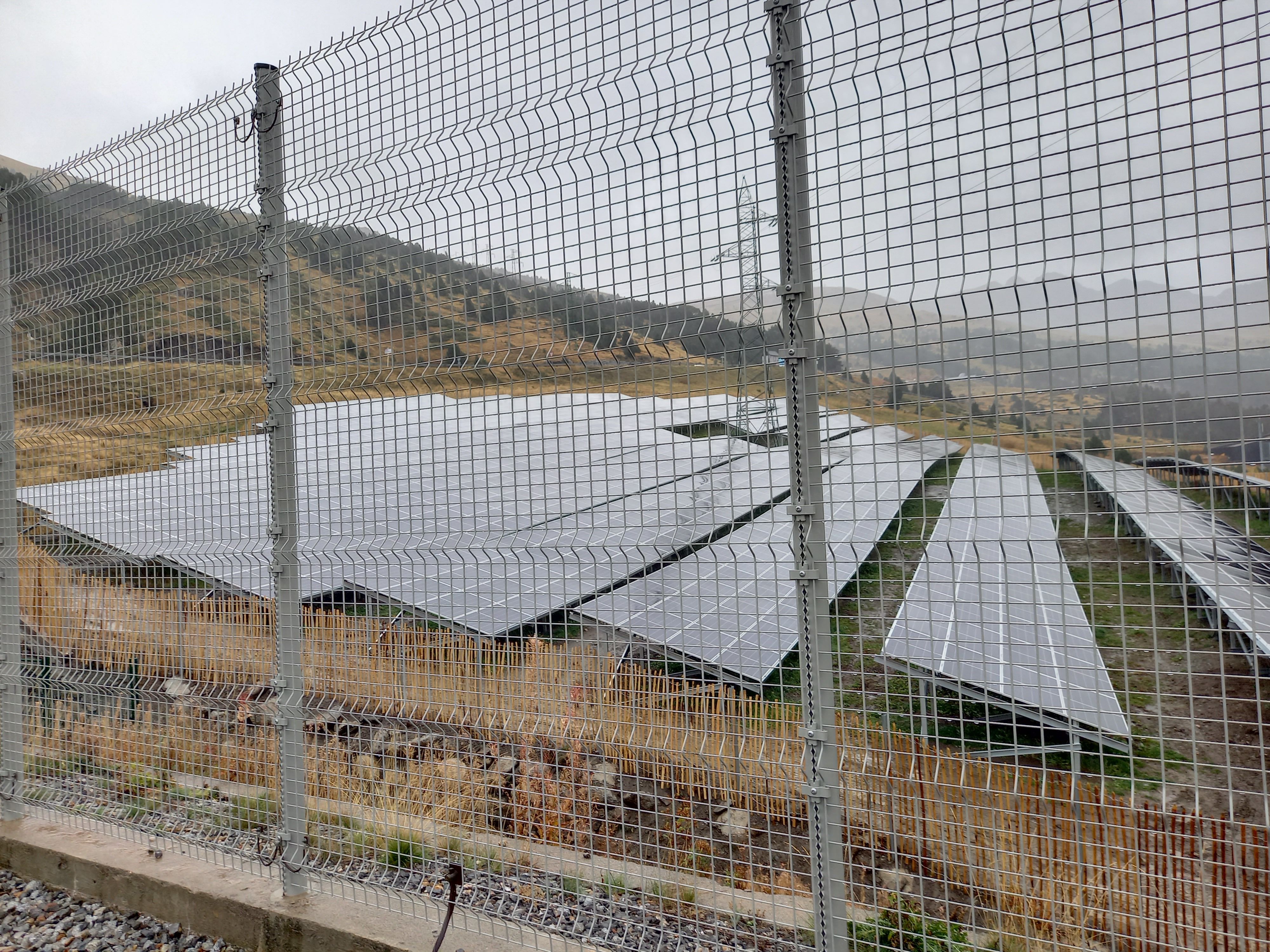Plaques del parc solar de Grau Roig.