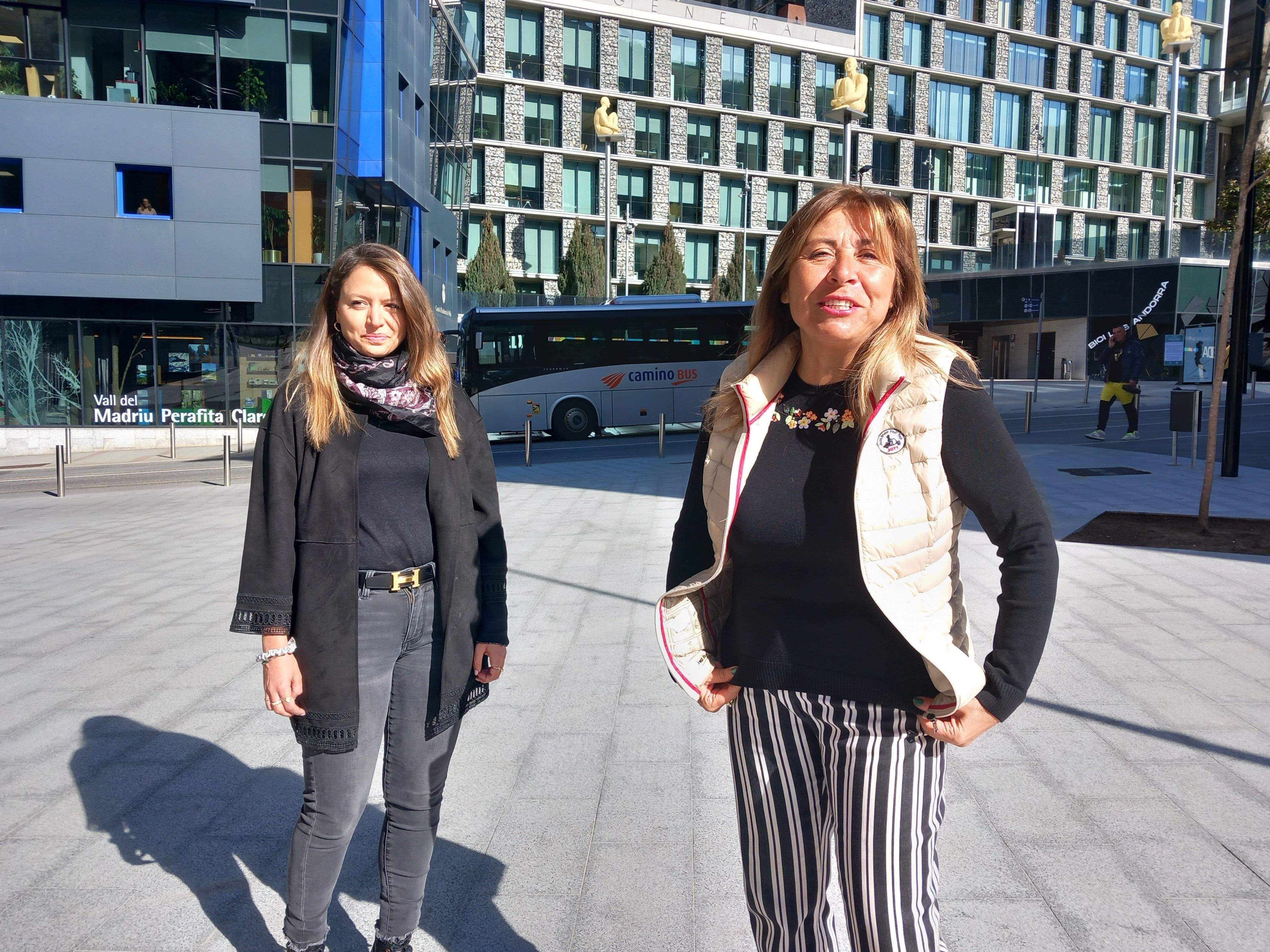 Meritxell López i Conxita Marsol han comparegut al nou vial del Consell General.