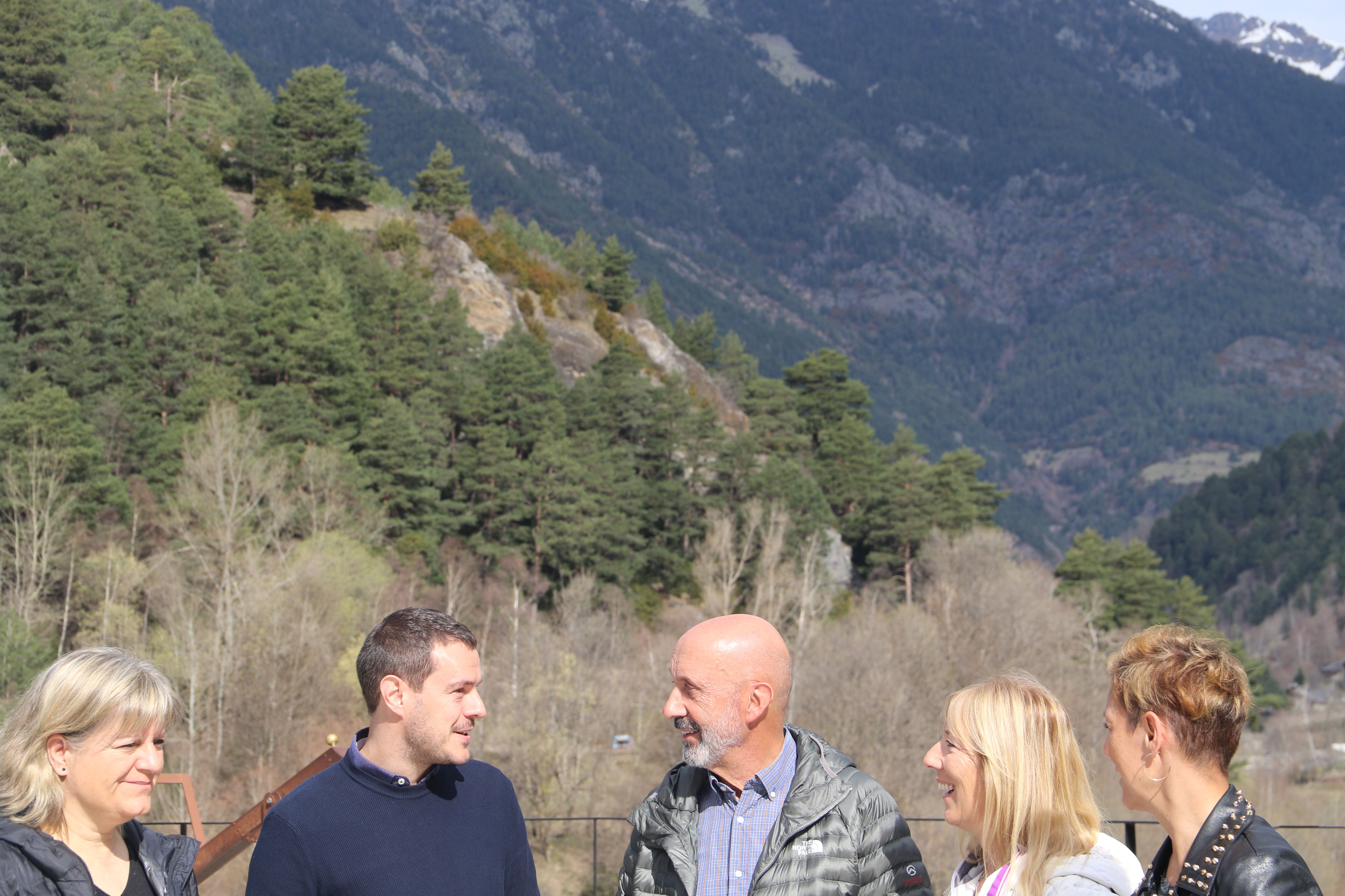 Berna Coma, Marc Galabert, Joan Martínez Benazet, Sandra Codina i Meritxell Rabadà aquest matí a Ordino.