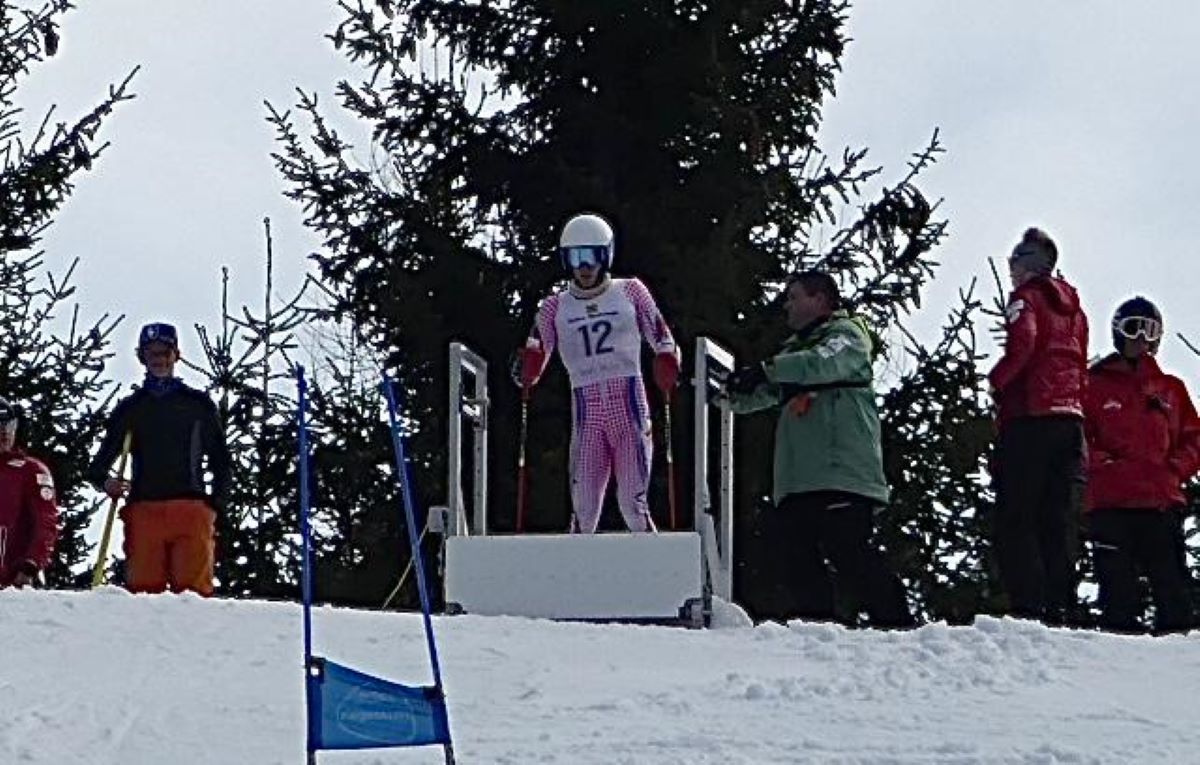 Roser Puig disputant el paral·lel