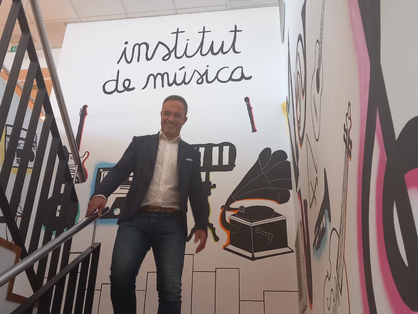 Alain Cabanes a l'Institut de Música de la capital.