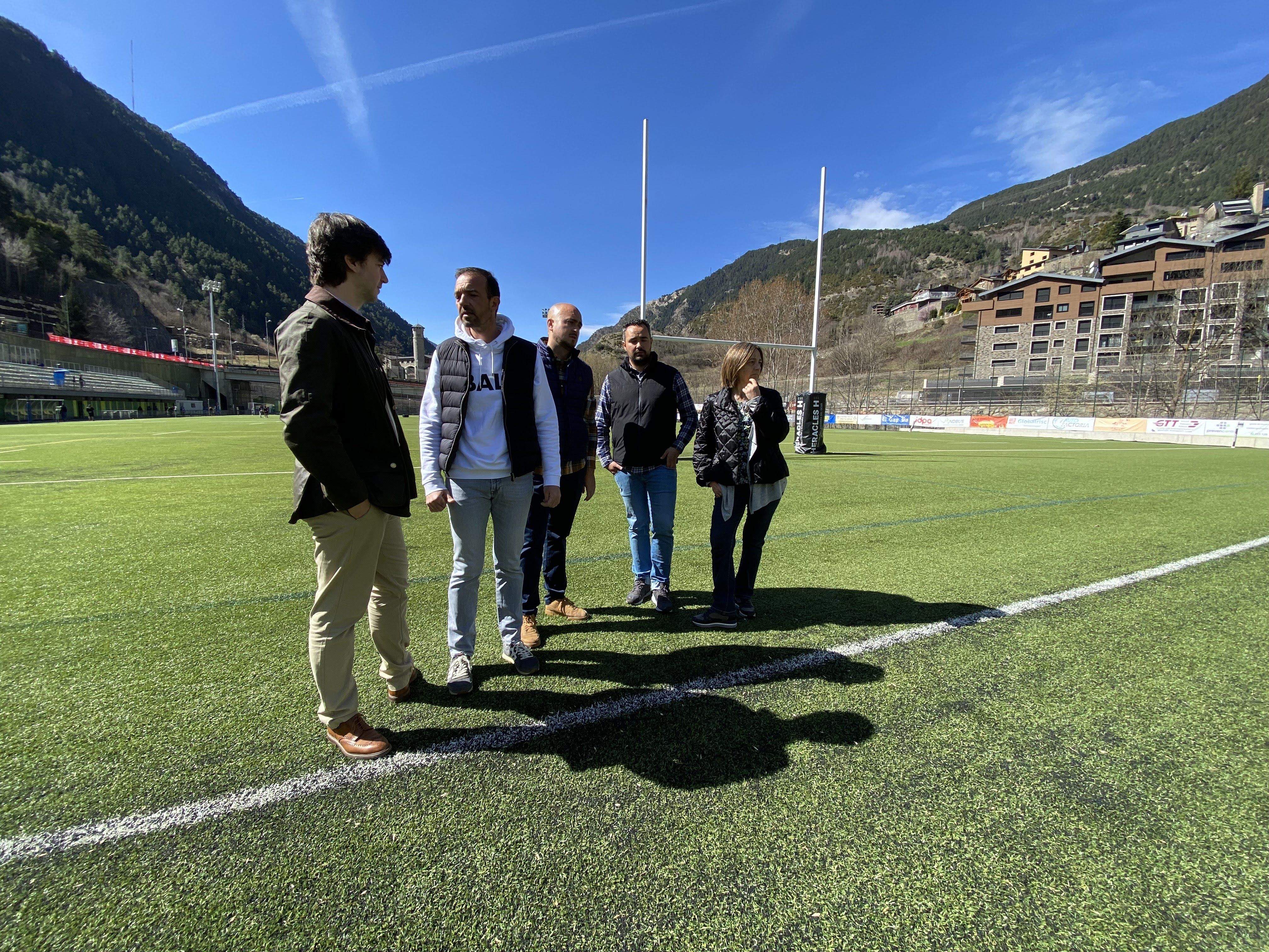 Candidats demòcrates a Prada de Moles La portaveu del Sindicat, Rebeca Bonache.