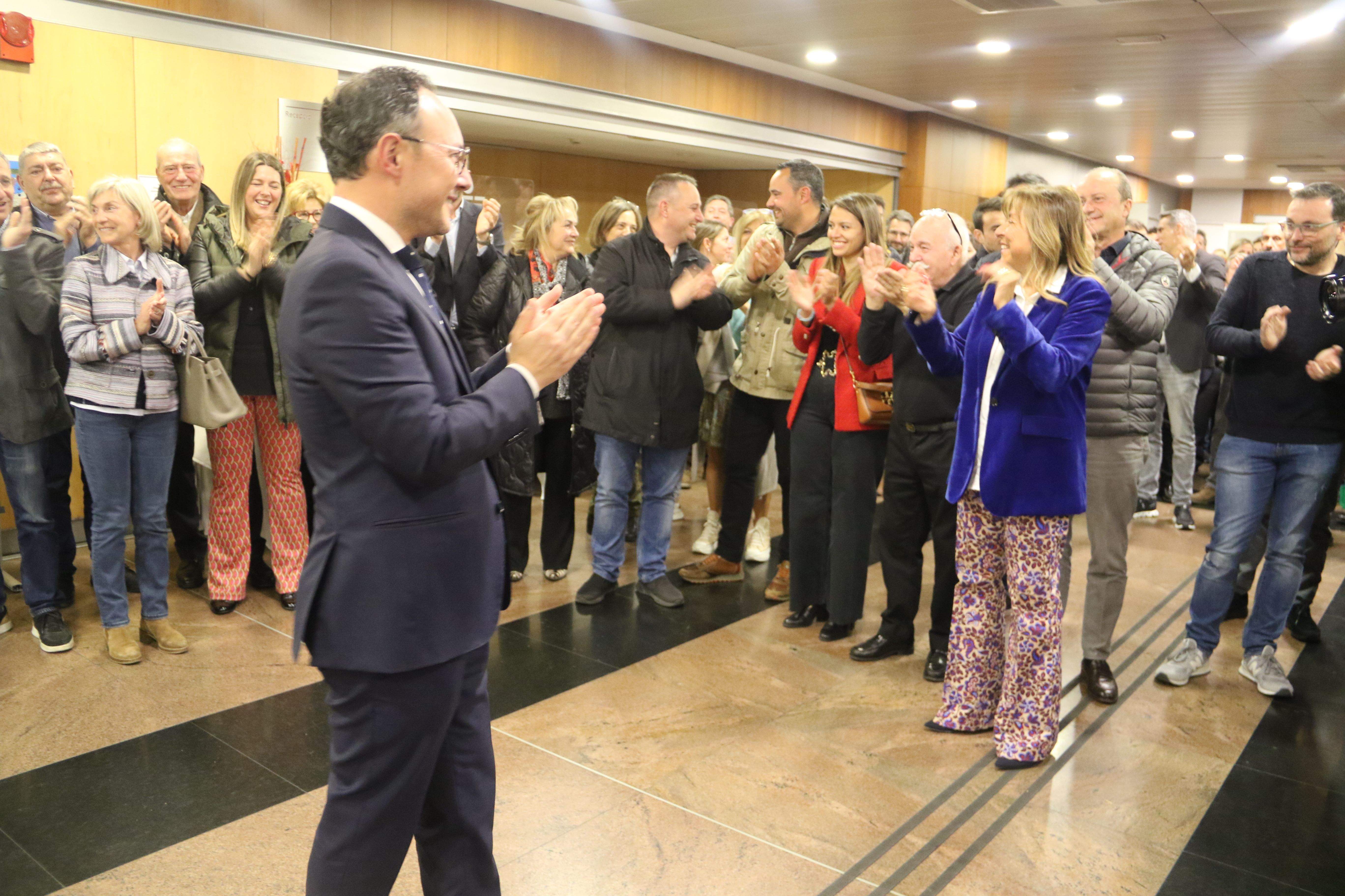 Xavier Espot rebut al vestíbul del Centre de Congressos després del debat.
