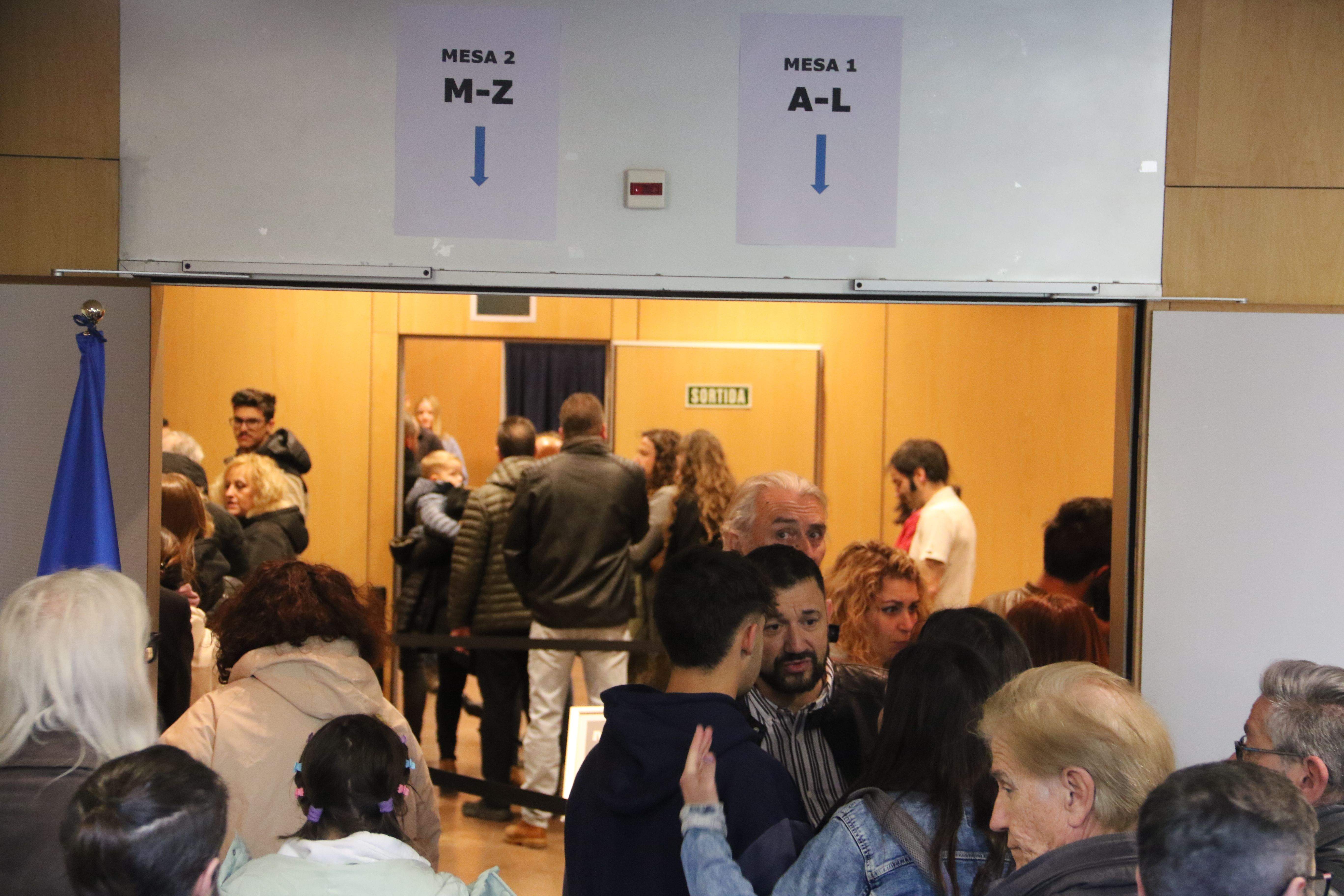 Ciutadans votants. Ciutadans votants.