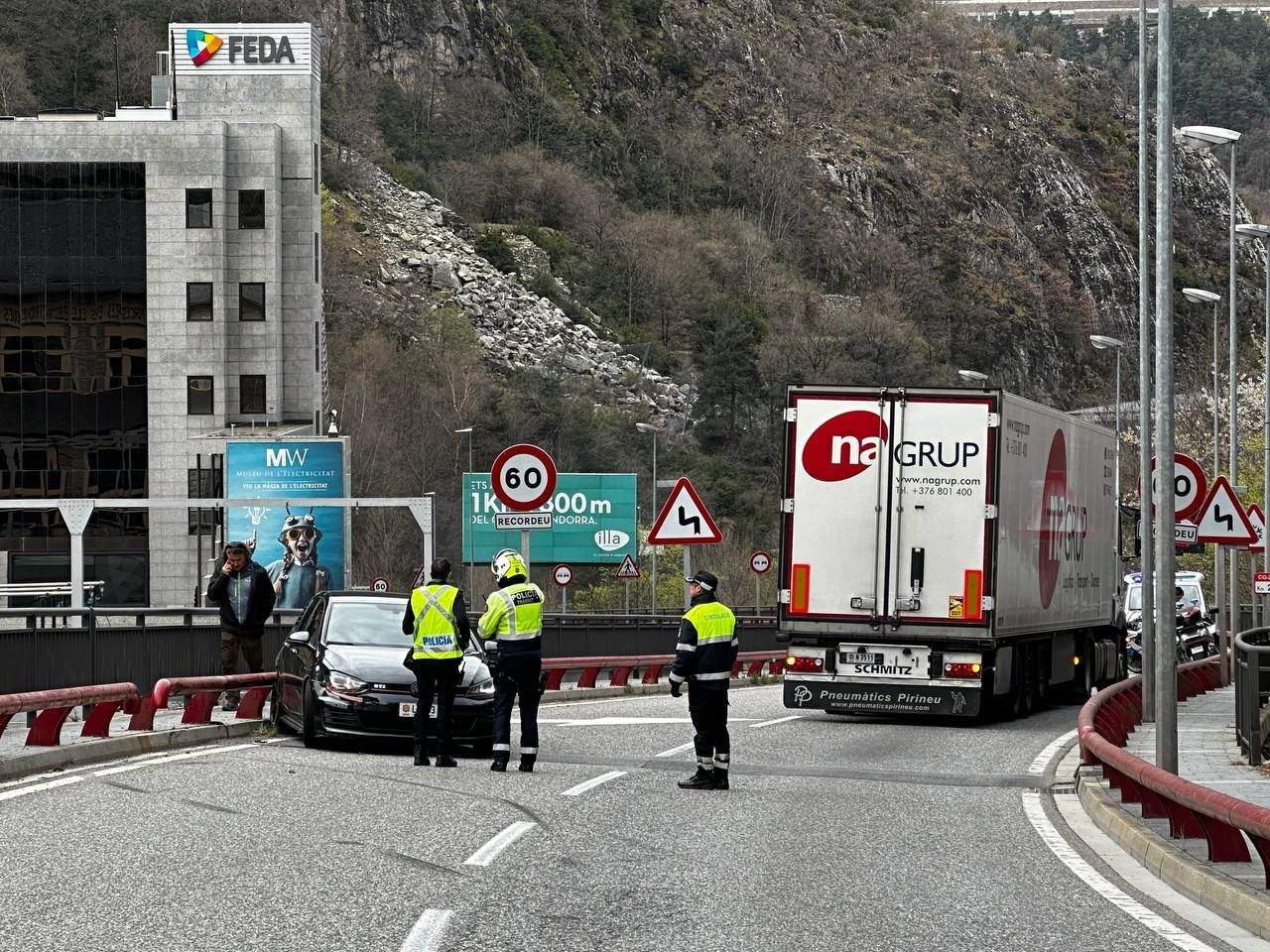 L'accident a l'altura de FEDA.