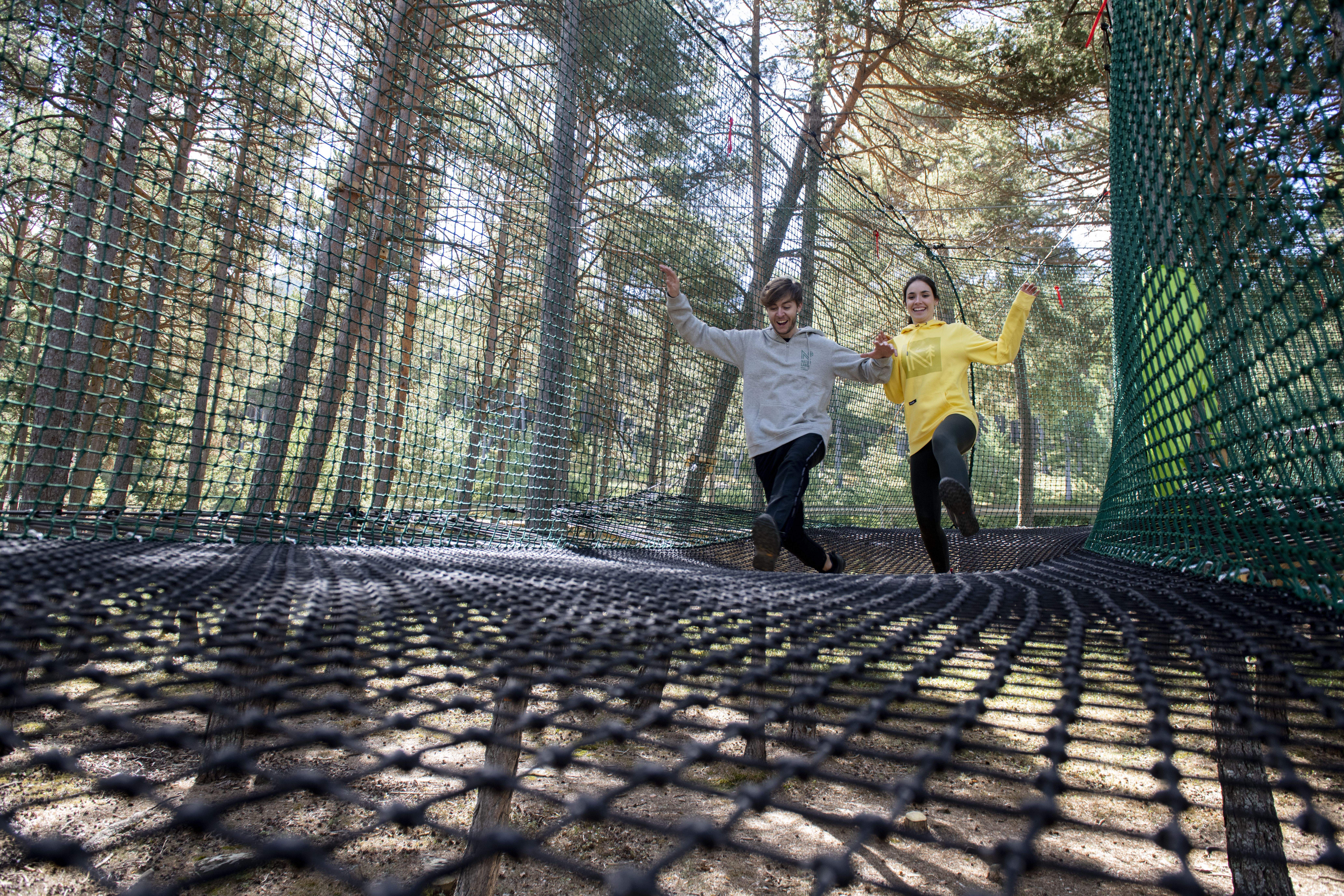 Visitants en una de les activitats de Naturland aquesta Setmana Santa