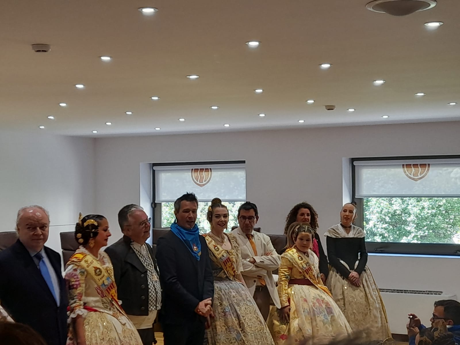 David Astrié rebent l'Associació Fallers pel Món