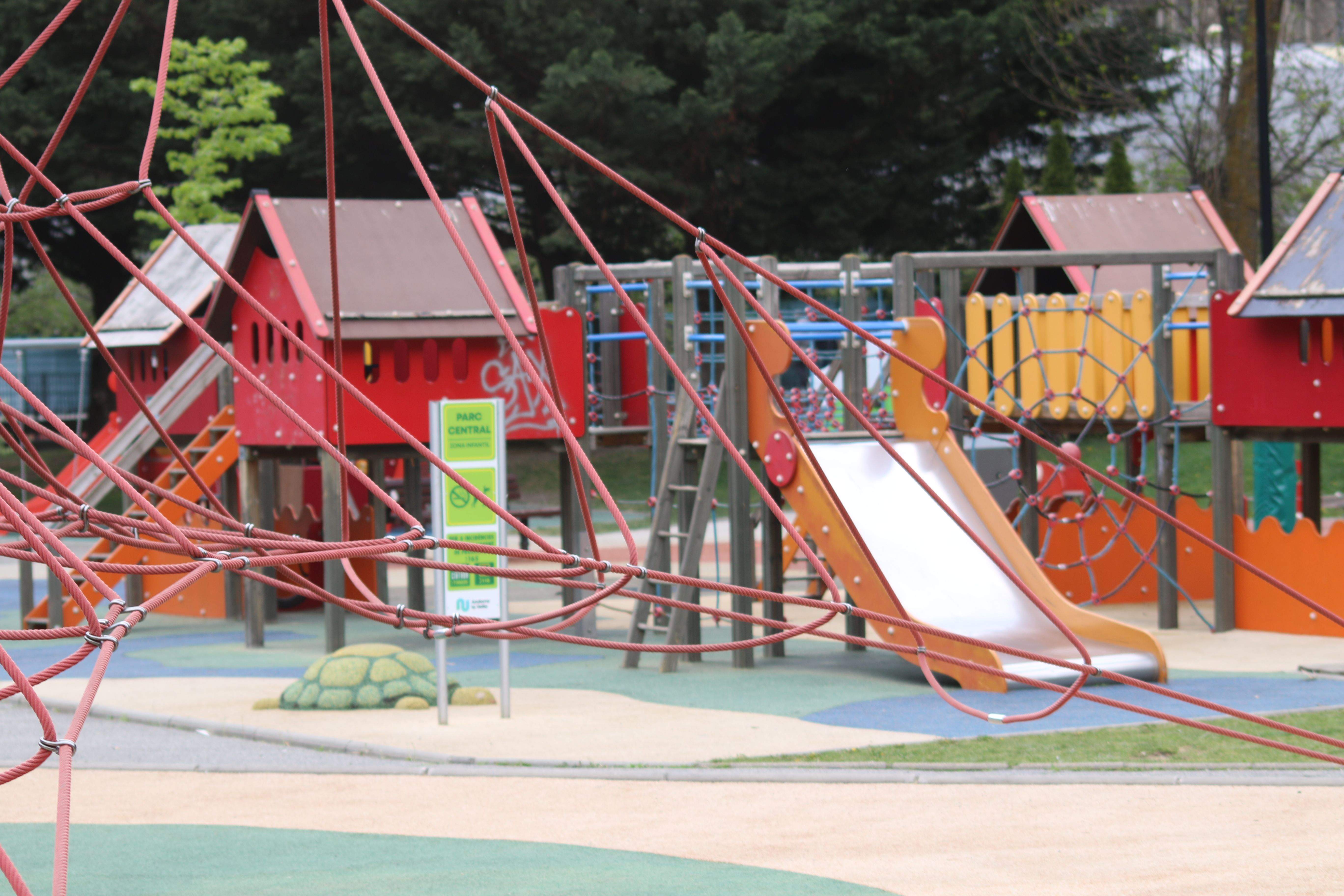 L'àrea de jocs infantils del Parc Central