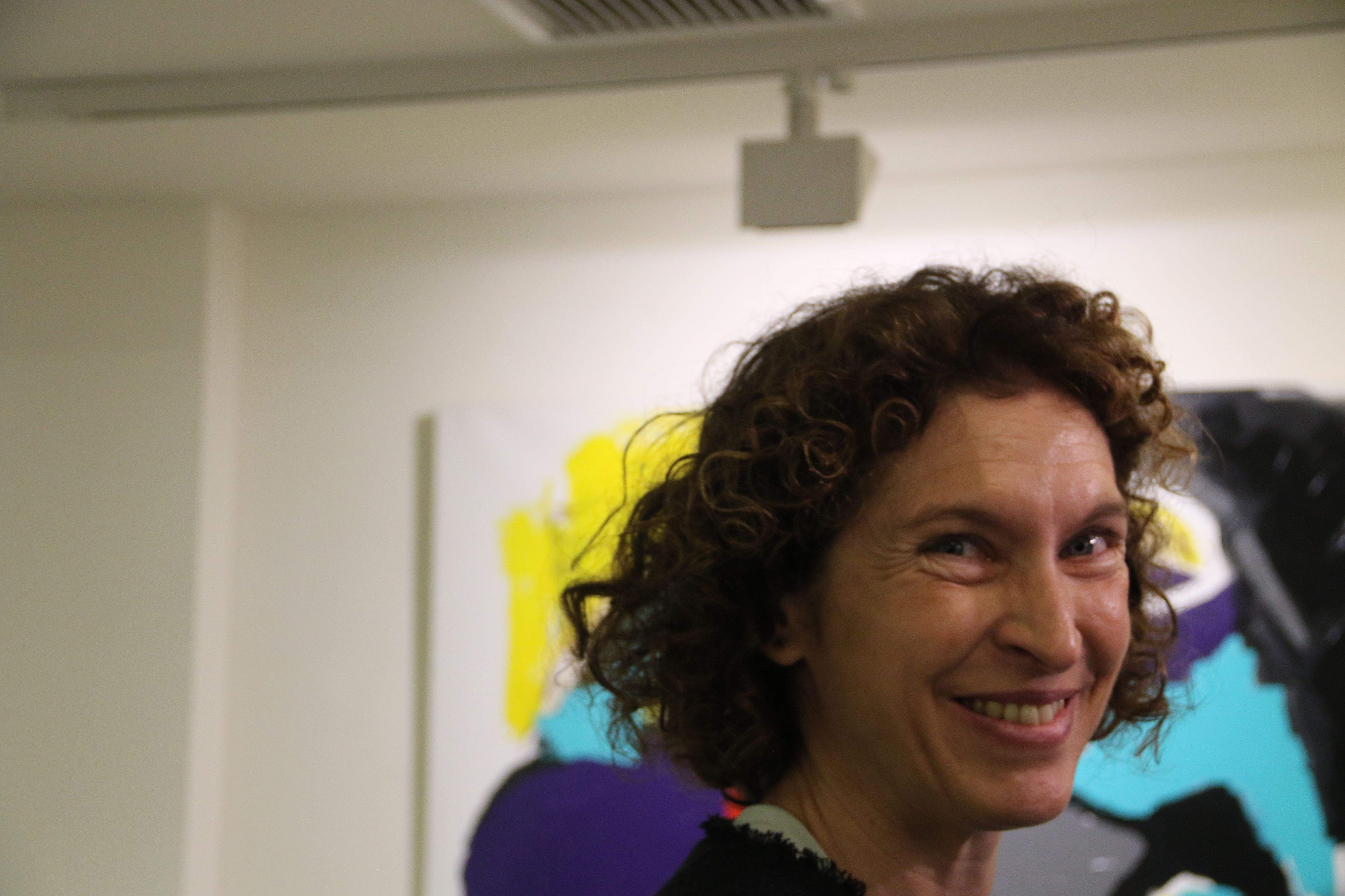 Maria Ubach aquest matí a la seu de l'ambaixada espanyola.