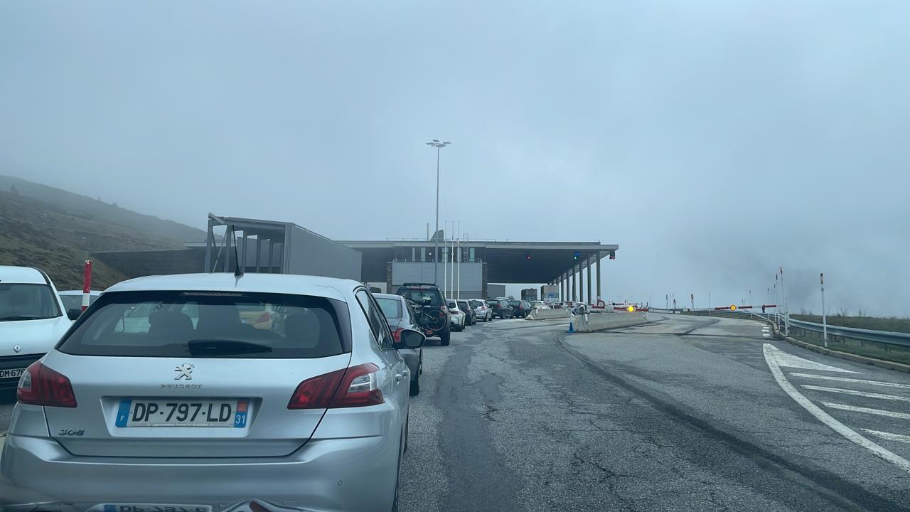 Cues d'accés al Principat des de França a causa de l'accident.