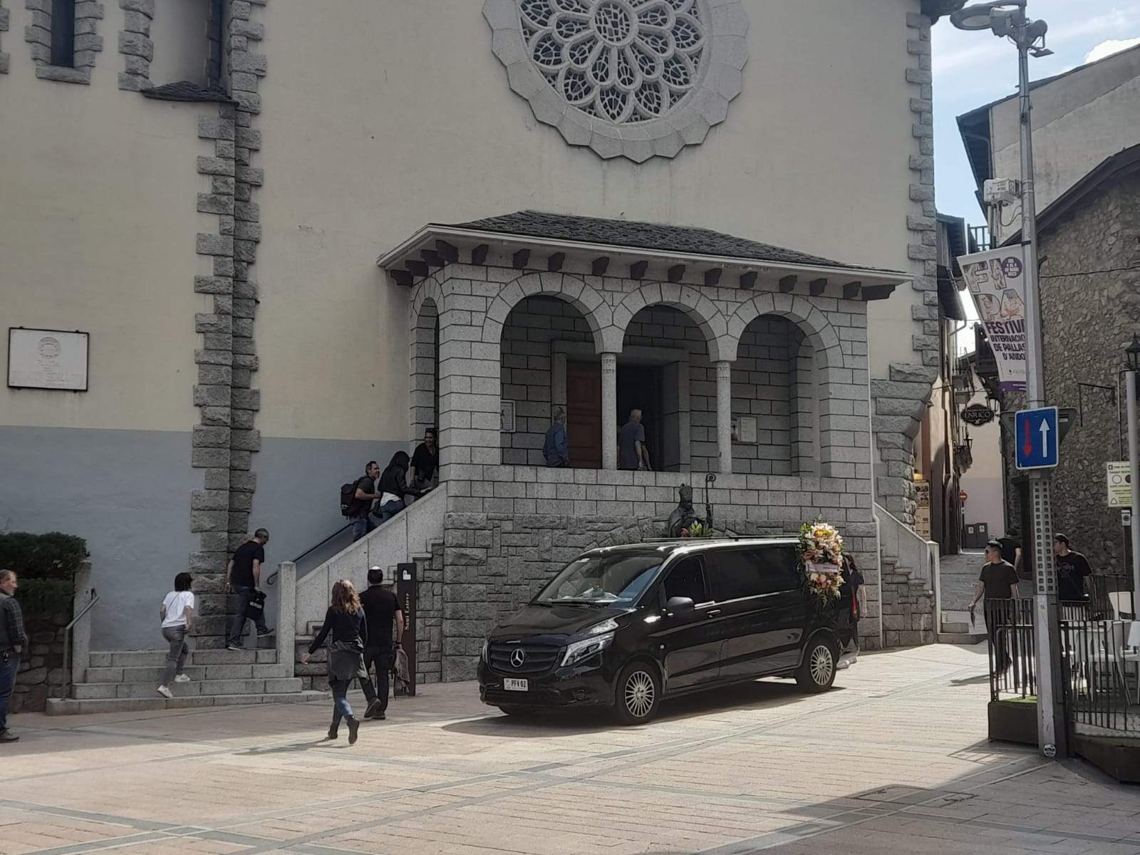 L'església de Sant Esteve durant el funeral de Marc Pimienta