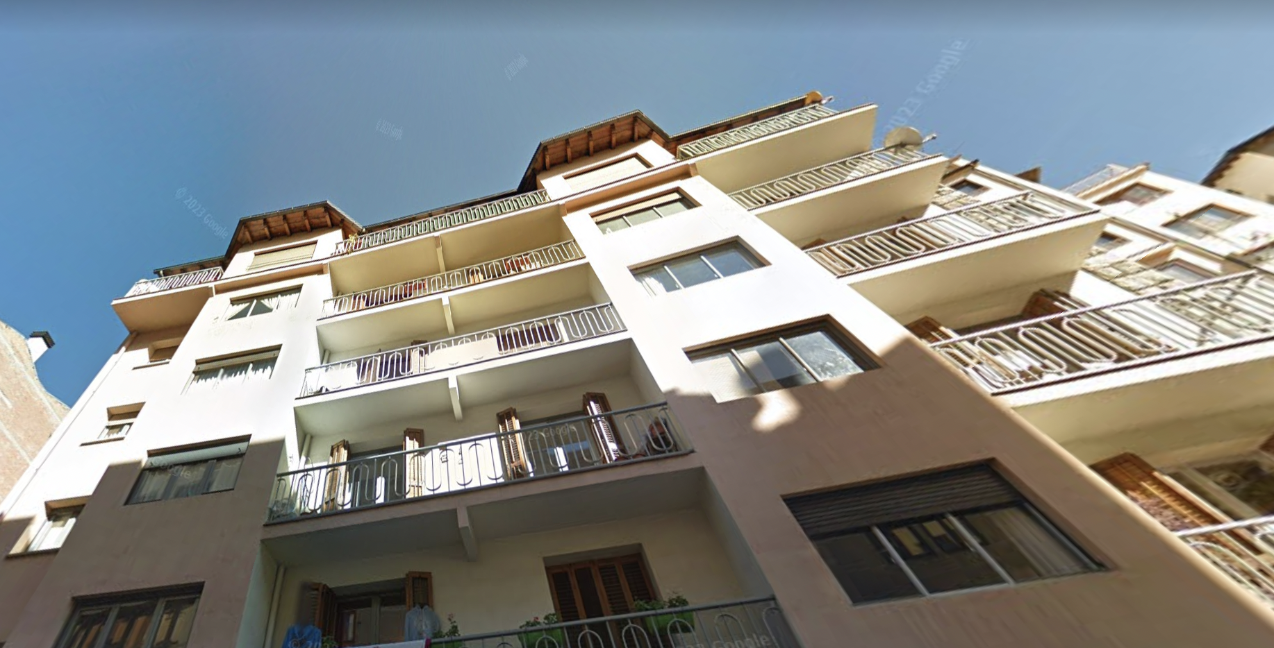 Una imatge de l'edifici on hi hauria hagut la problemàtica, a l'avinguda de les Escoles d'Escaldes.