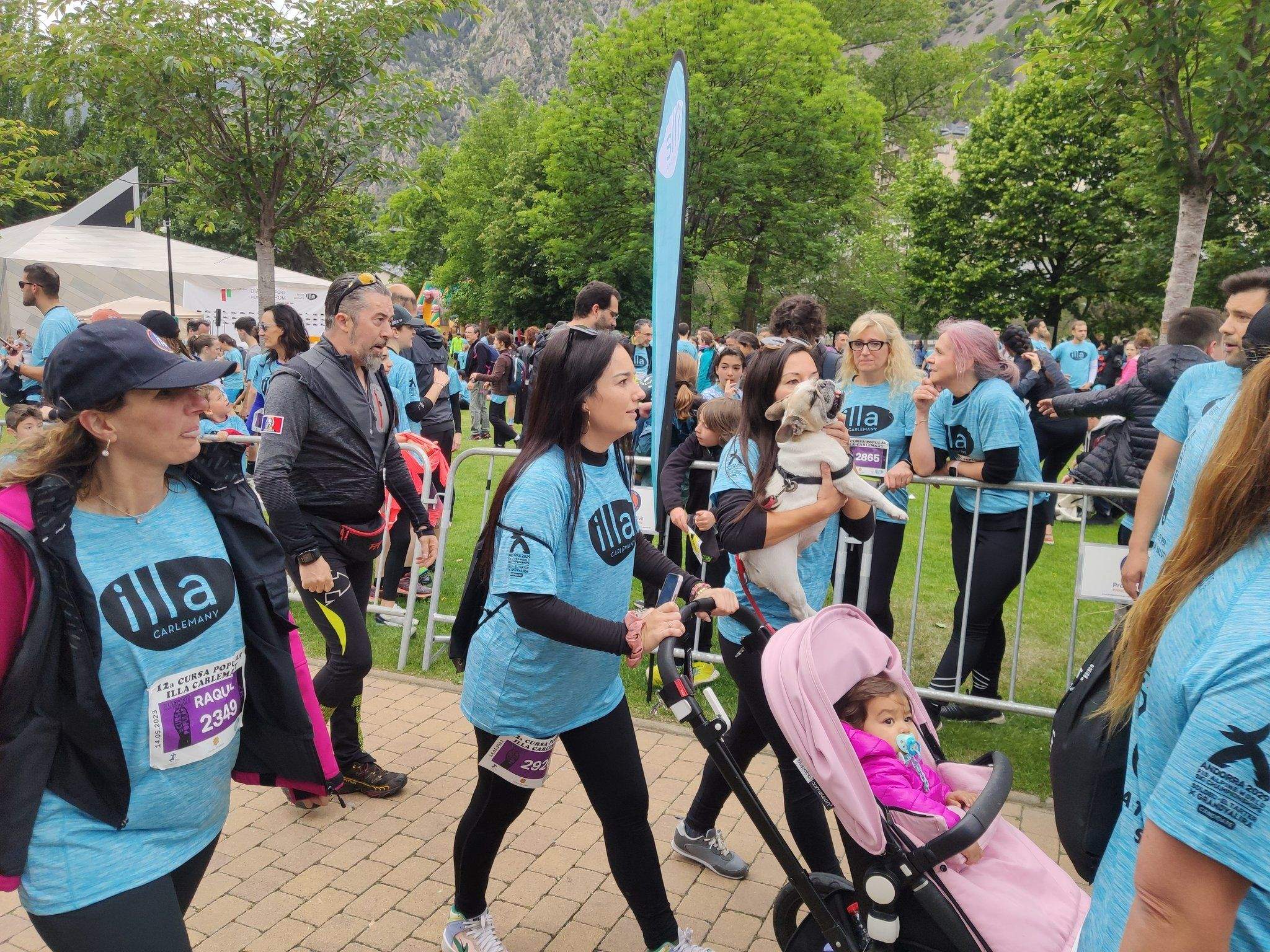 Participants en la cursa.
