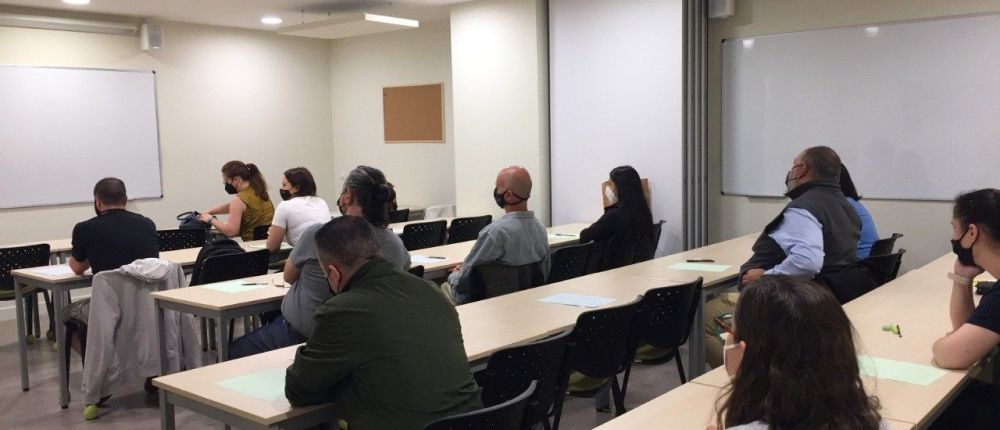 Alguns candidats als examens oficials de català del 2021.