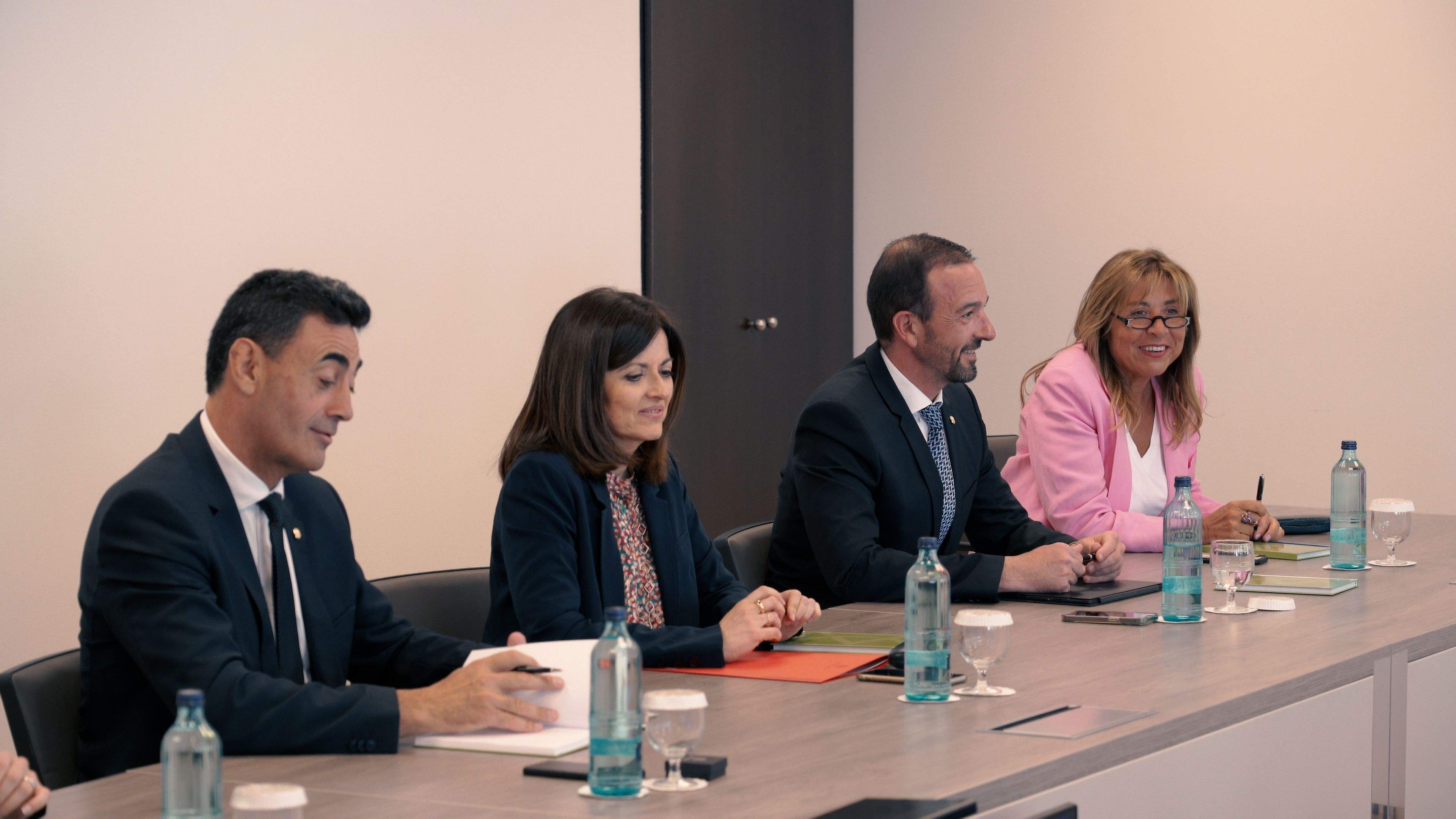 El ministre de Territori i Urbanisme, Raul Ferré; la ministra d’Afers Exteriors, Imma Tor; el ministre de Turisme i Comerç, Jordi Torres; i la ministra de Presidència, Economia, Treball i Habitatge, Conxita Marsol.