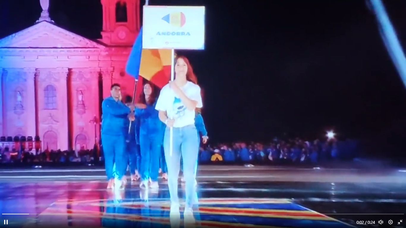 La delegació andorrana ha estat la primera a desfilar.