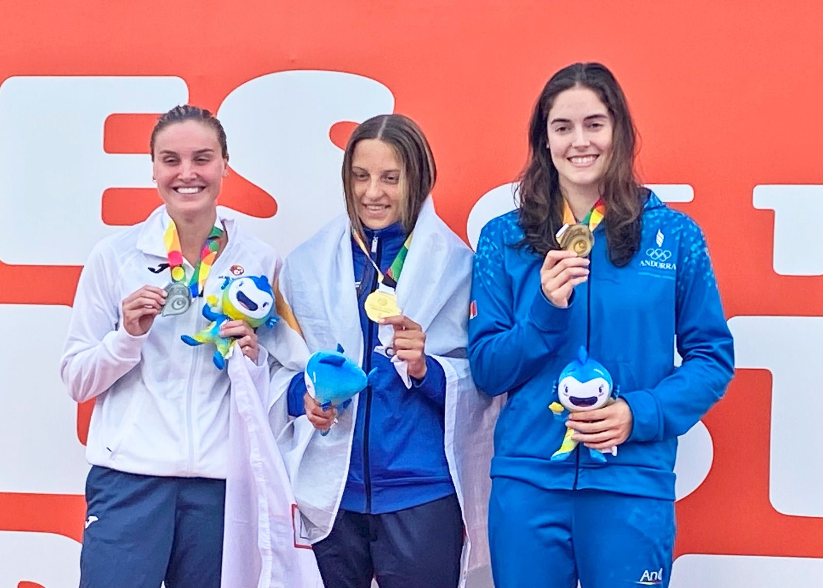 Nàdia Tudó amb la medalla de bronze