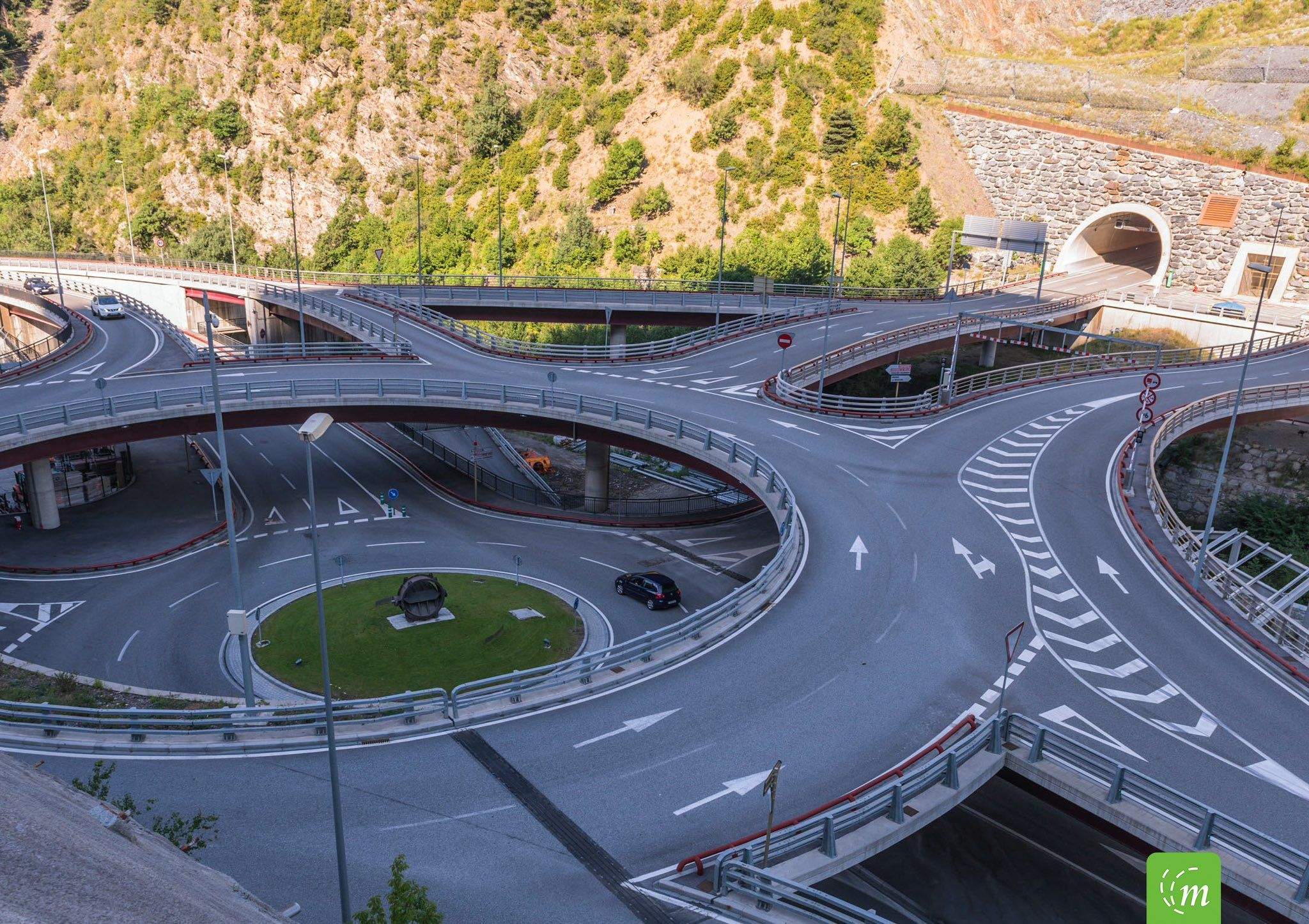 La rotonda del túnel de les Dos Valires