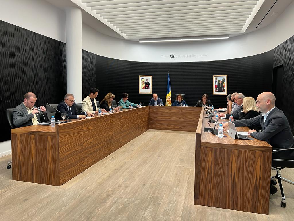 Un moment de la sessió de consell de comú d'Escaldes.