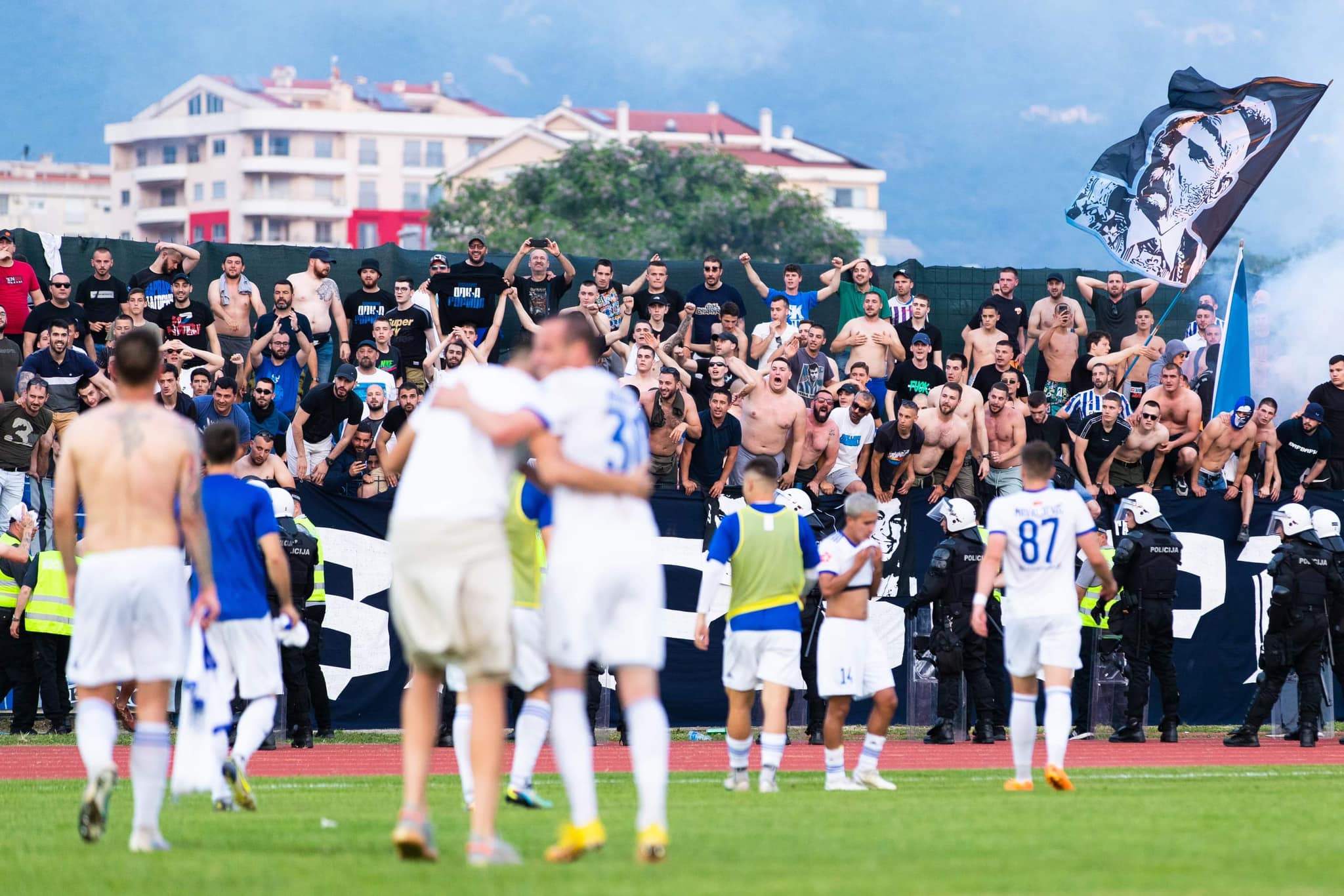 Jugadors del Buducnost celebren el títol de lliga aconseguit ara fa uns dies.